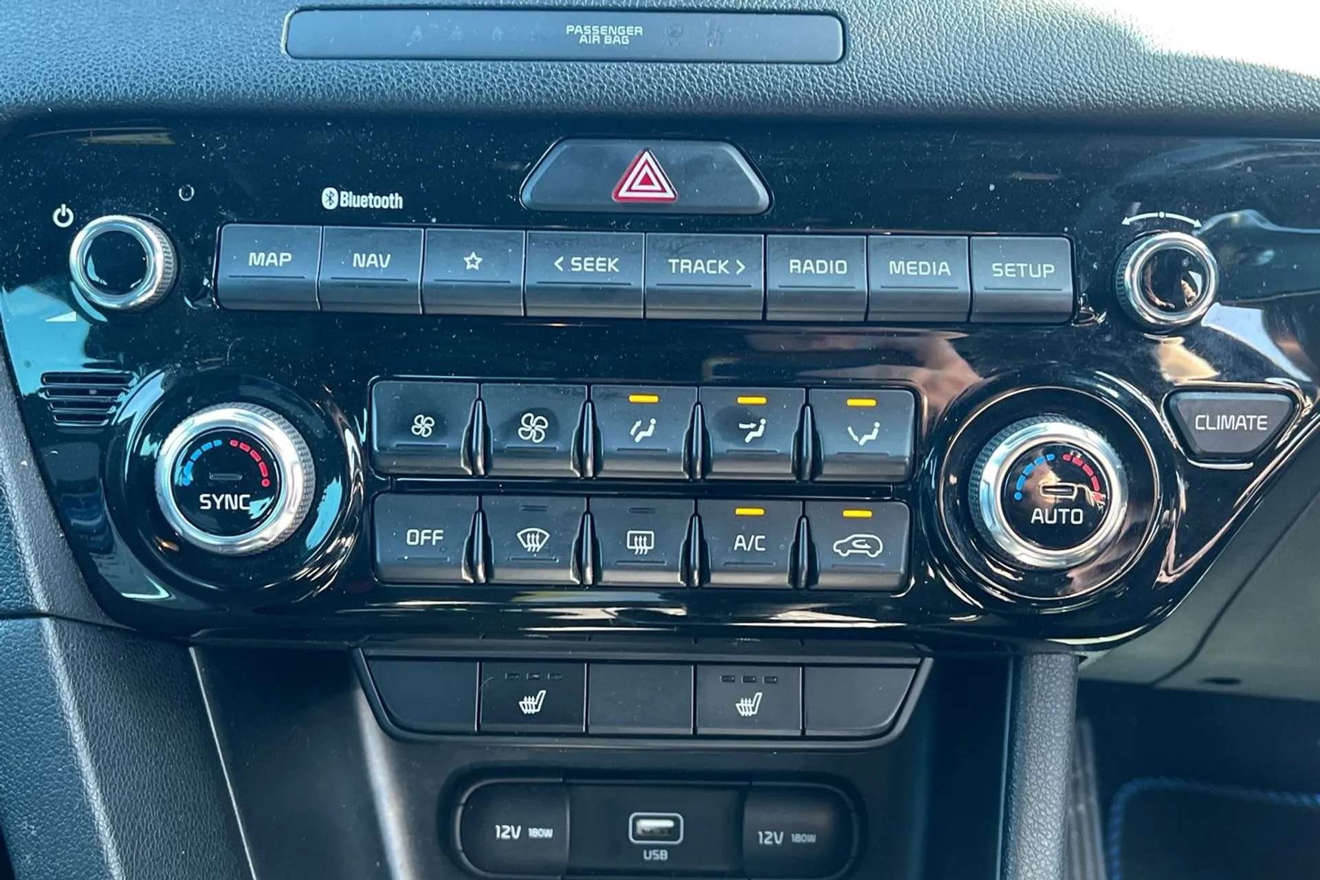 2021 KIA SPORTAGE 2021 KIA SPORTAGE