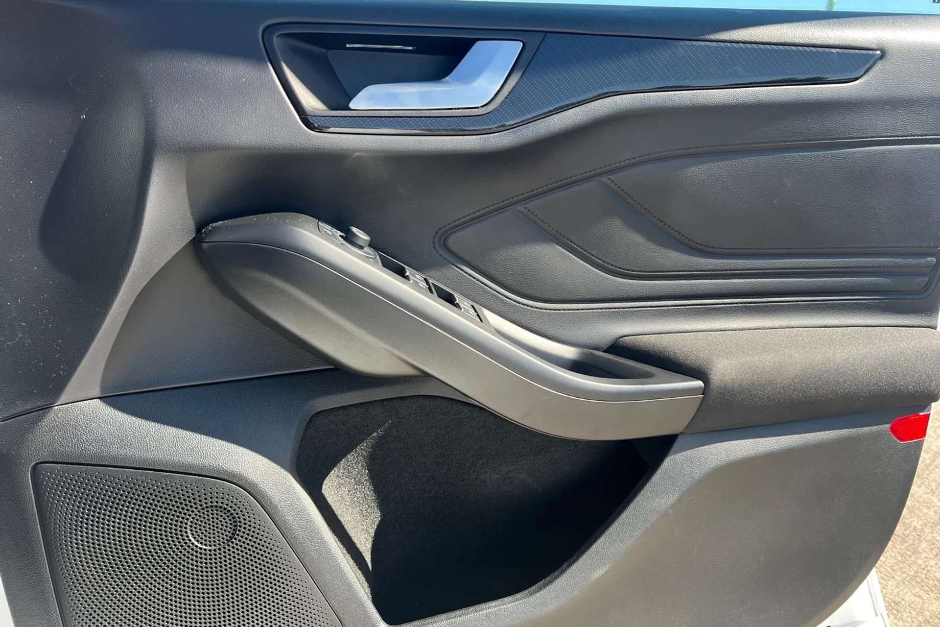 2023 FORD FOCUS 2023 FORD FOCUS