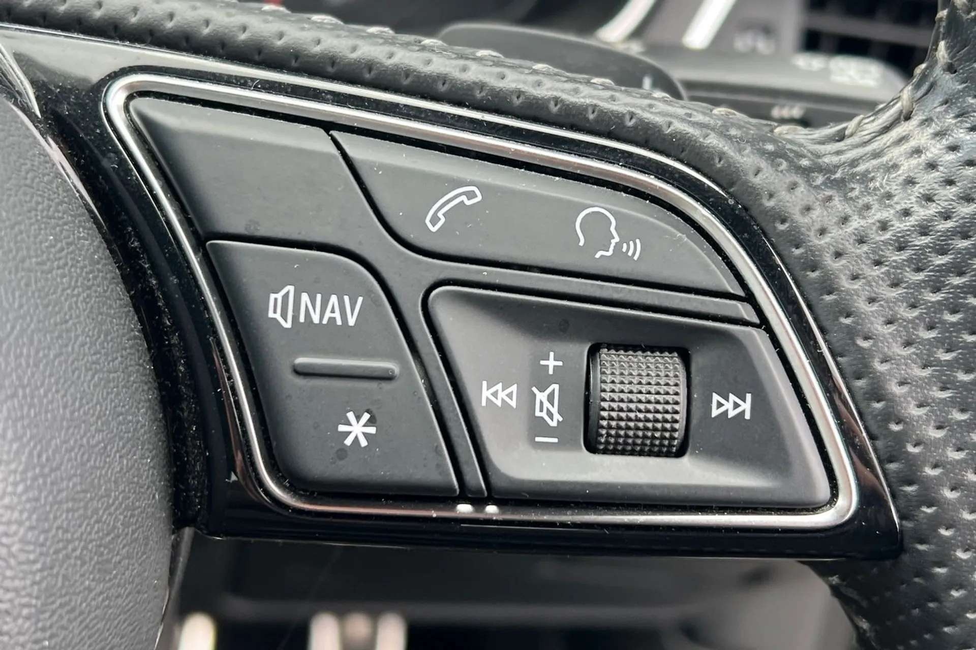 2018 AUDI A4 2018 AUDI A4