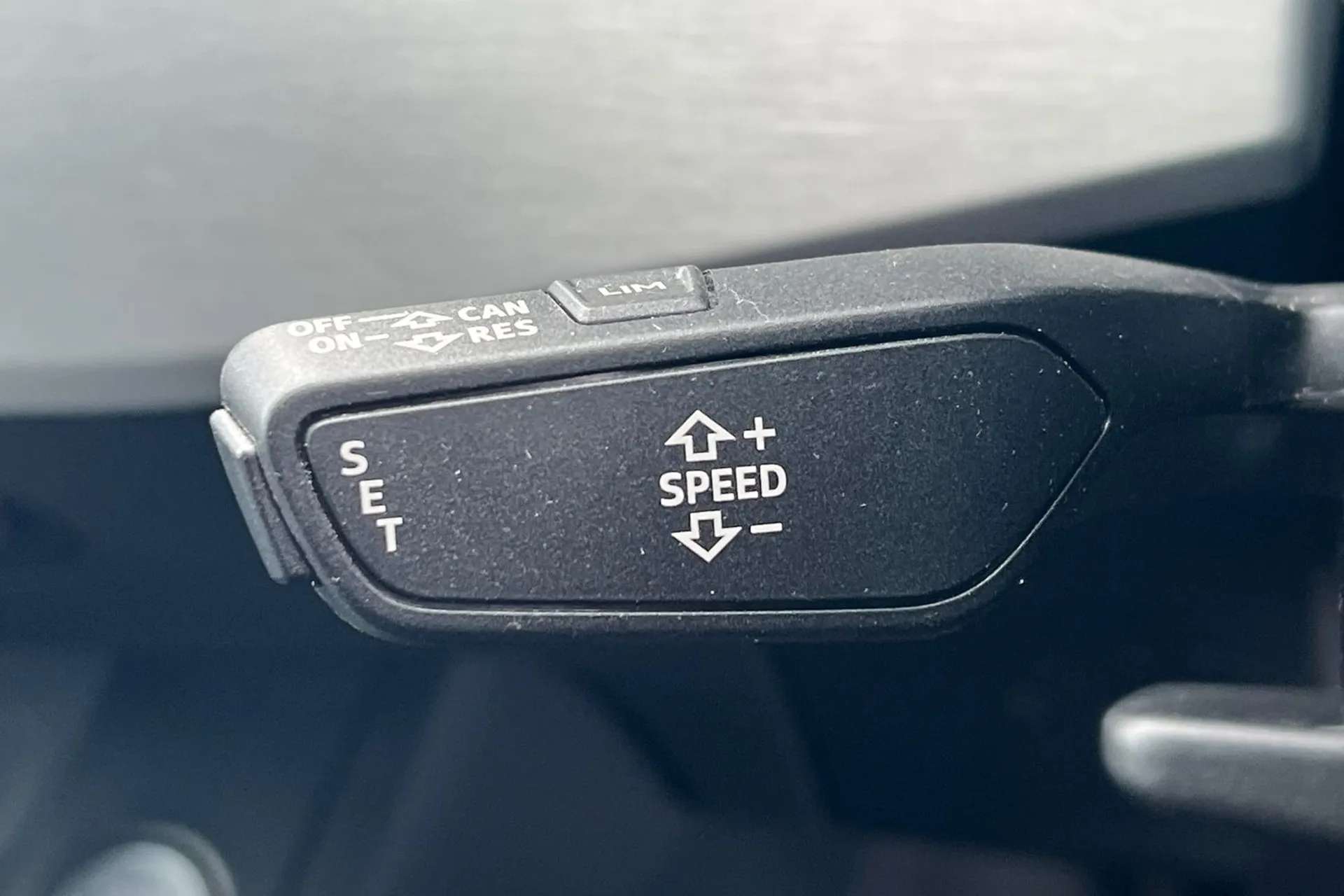 2018 AUDI A4 2018 AUDI A4