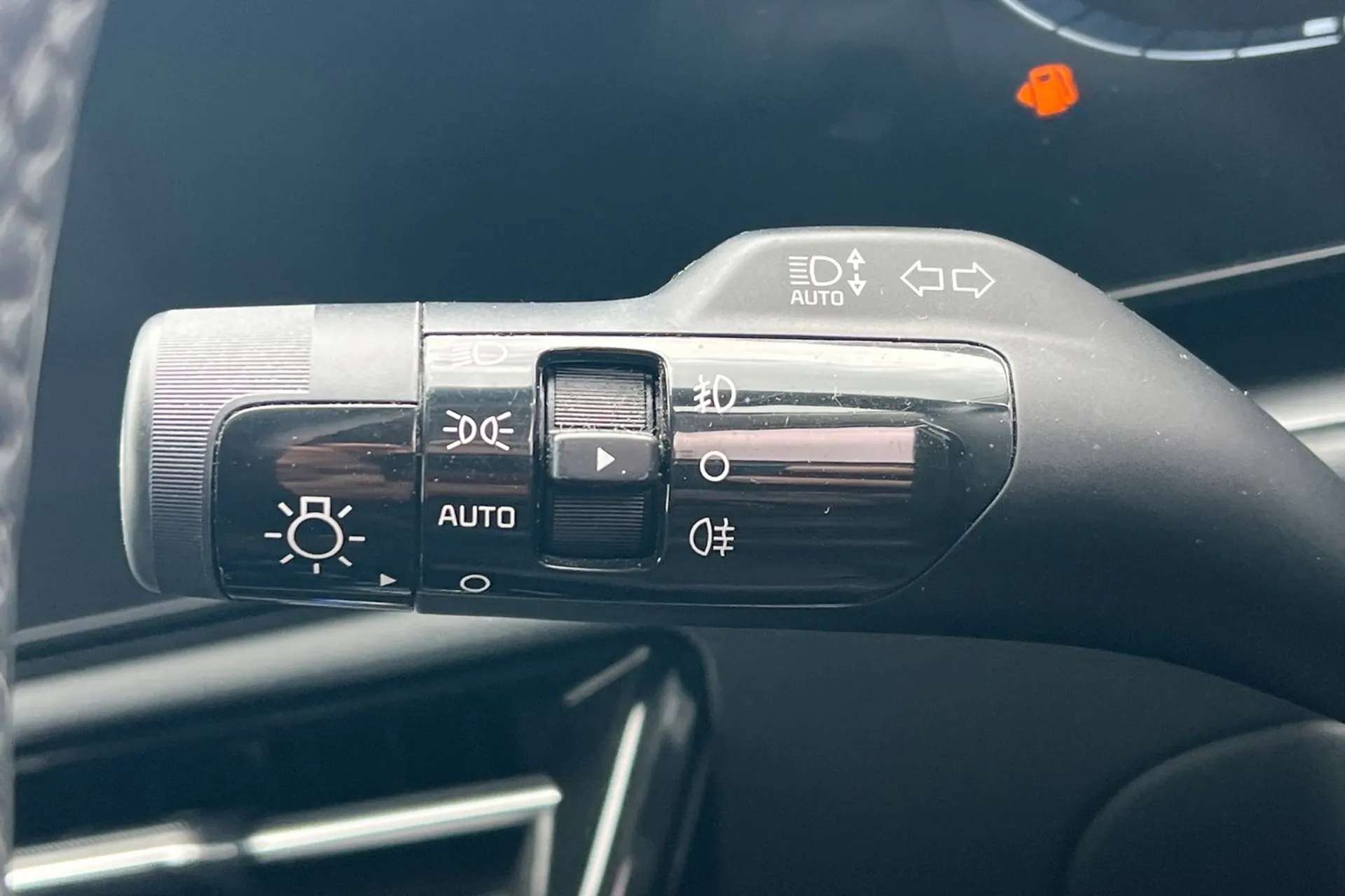 2023 KIA NIRO 2023 KIA NIRO