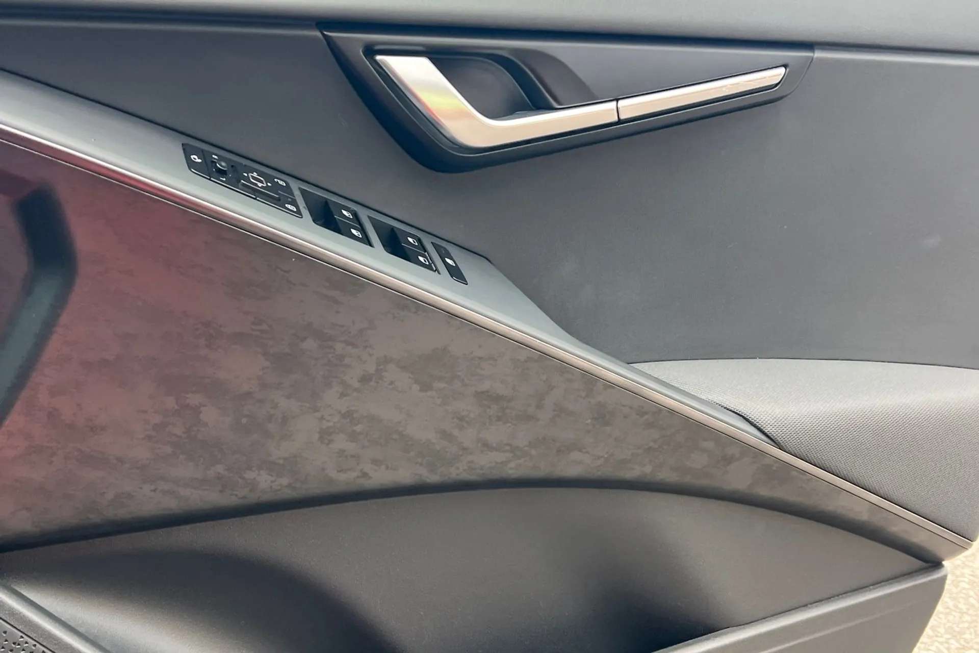 2023 KIA NIRO 2023 KIA NIRO