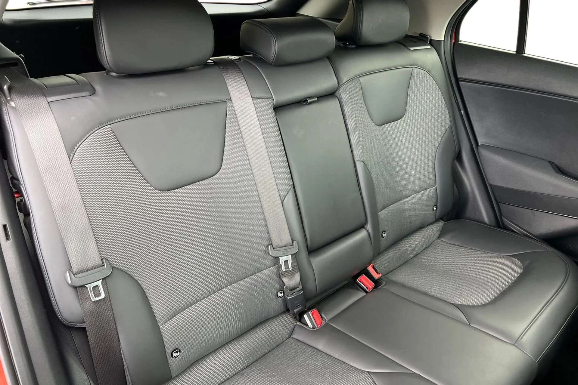 2023 KIA NIRO 2023 KIA NIRO