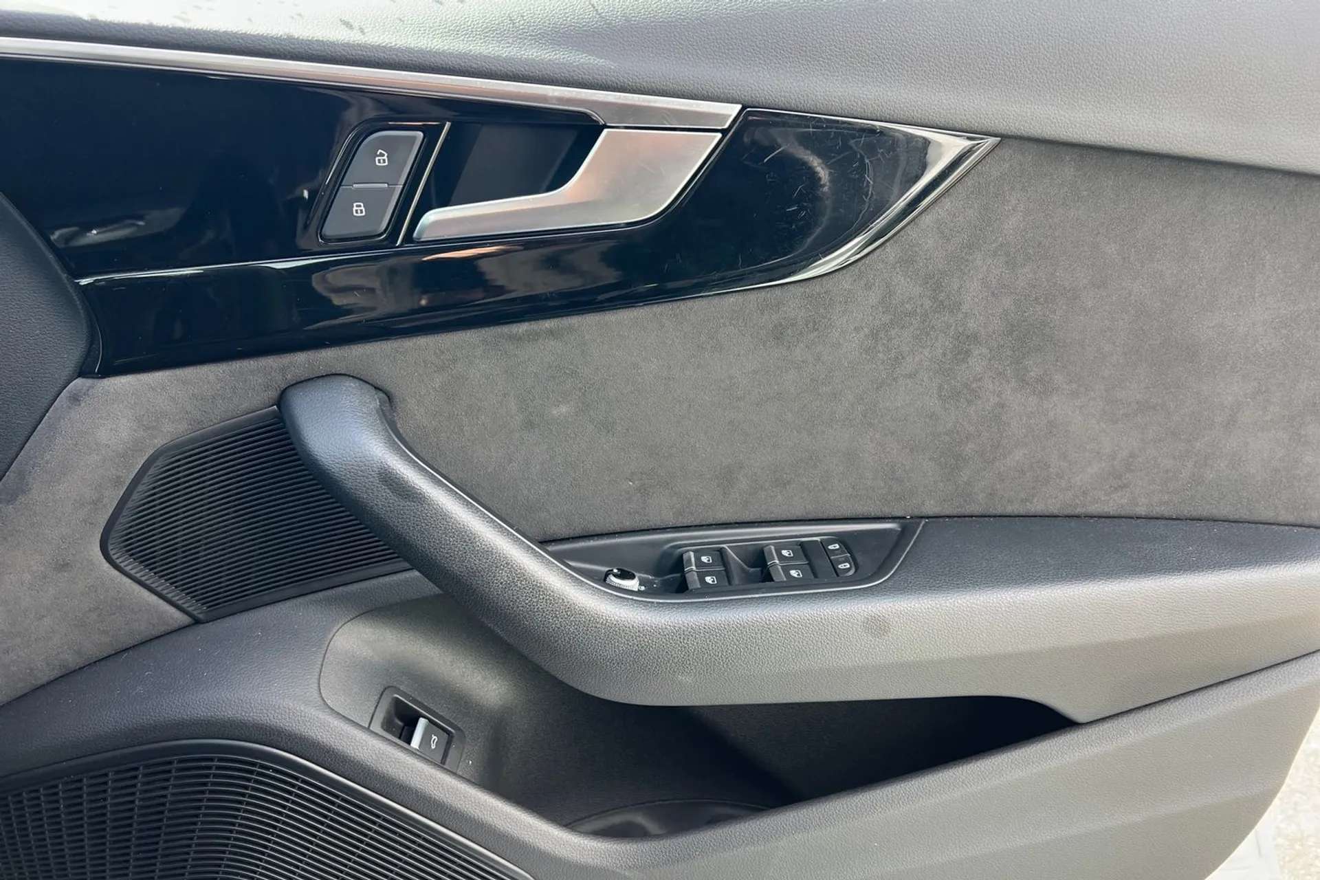 2021 AUDI A4 2021 AUDI A4