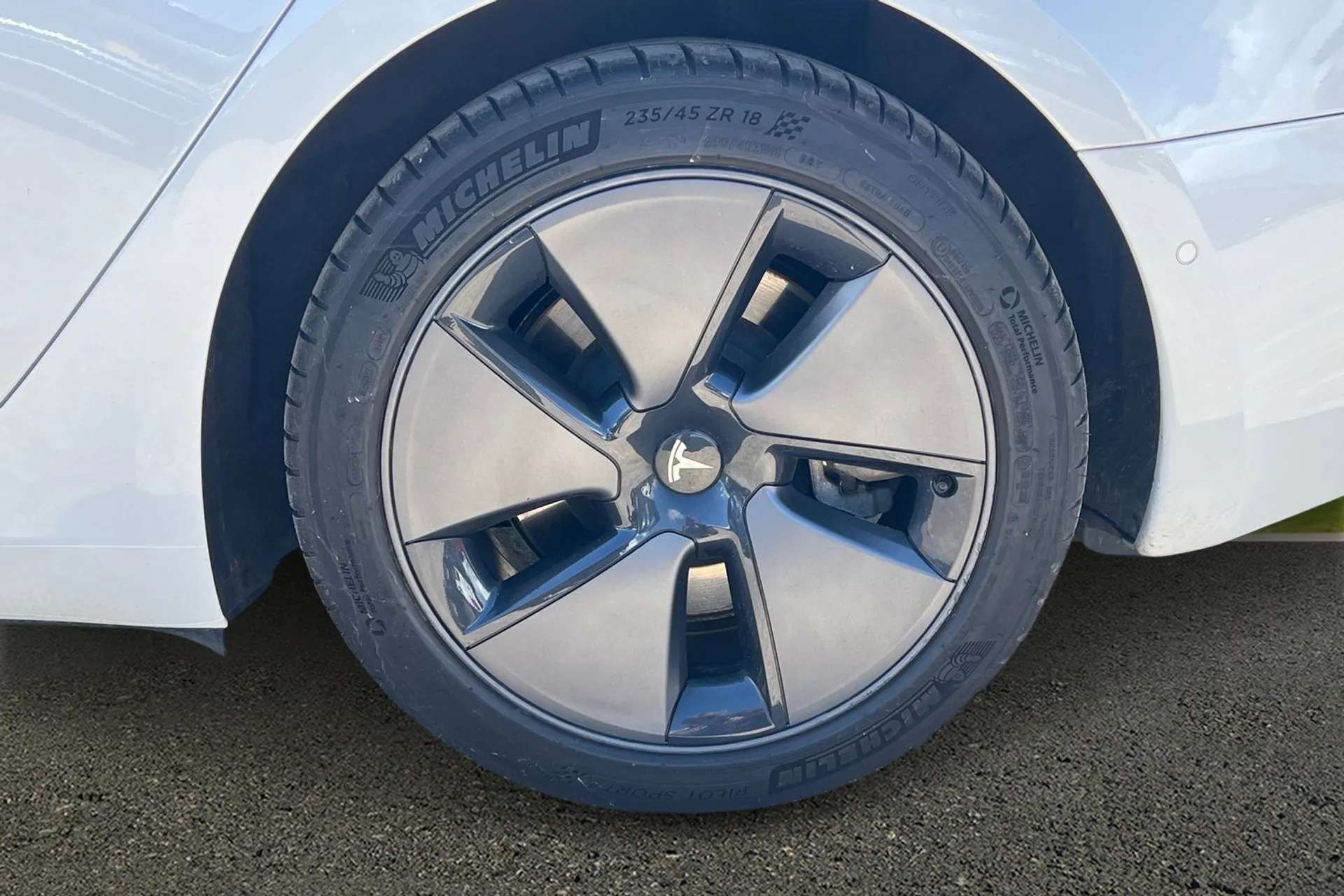 2022 TESLA MODEL 3 2022 TESLA MODEL 3