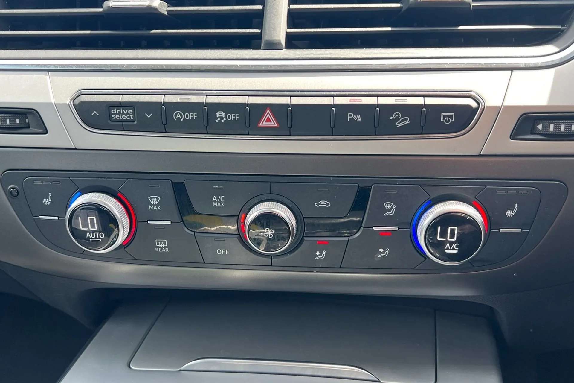 2019 AUDI Q7 2019 AUDI Q7