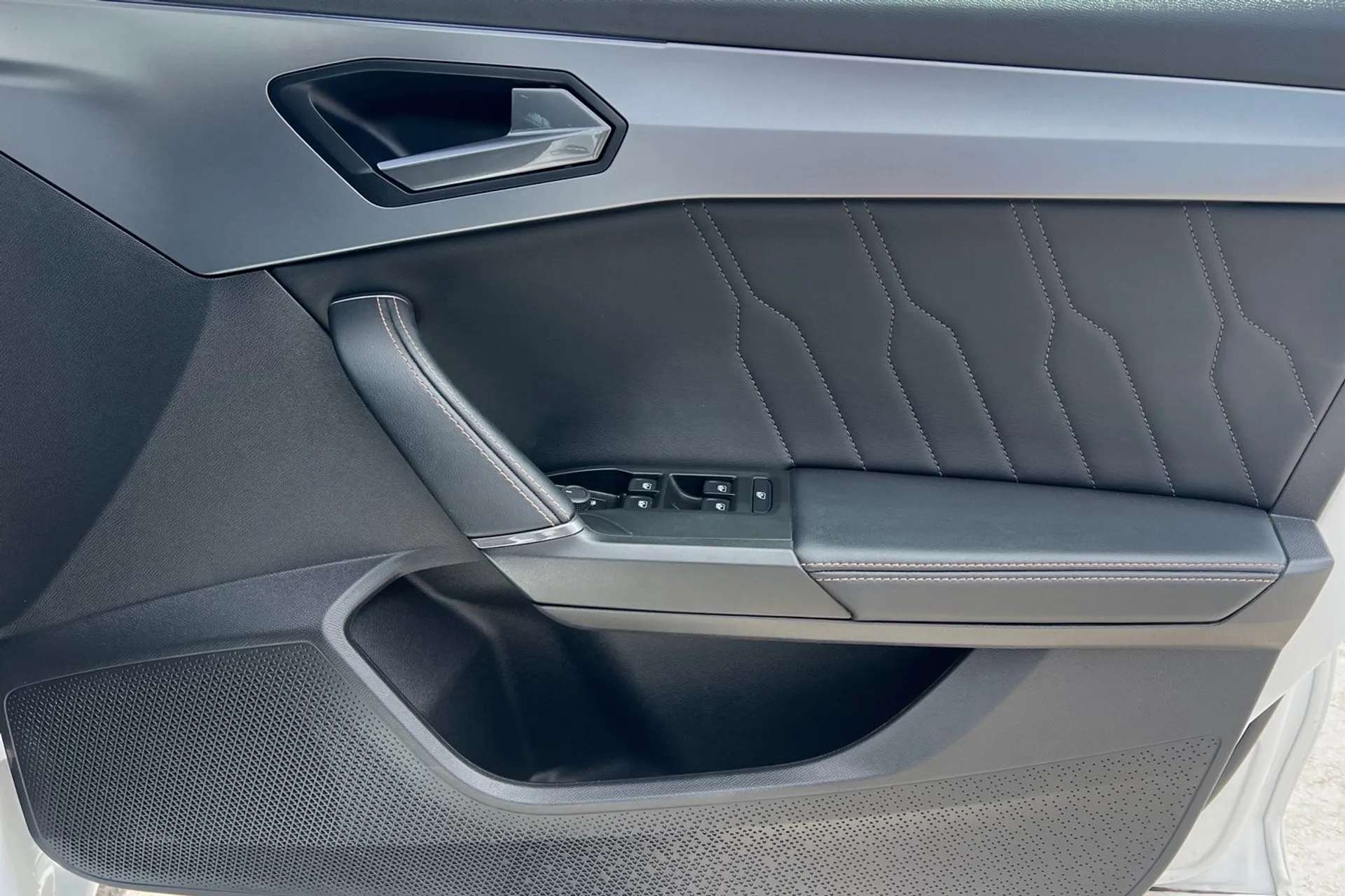 2024 CUPRA LEON 2024 CUPRA LEON
