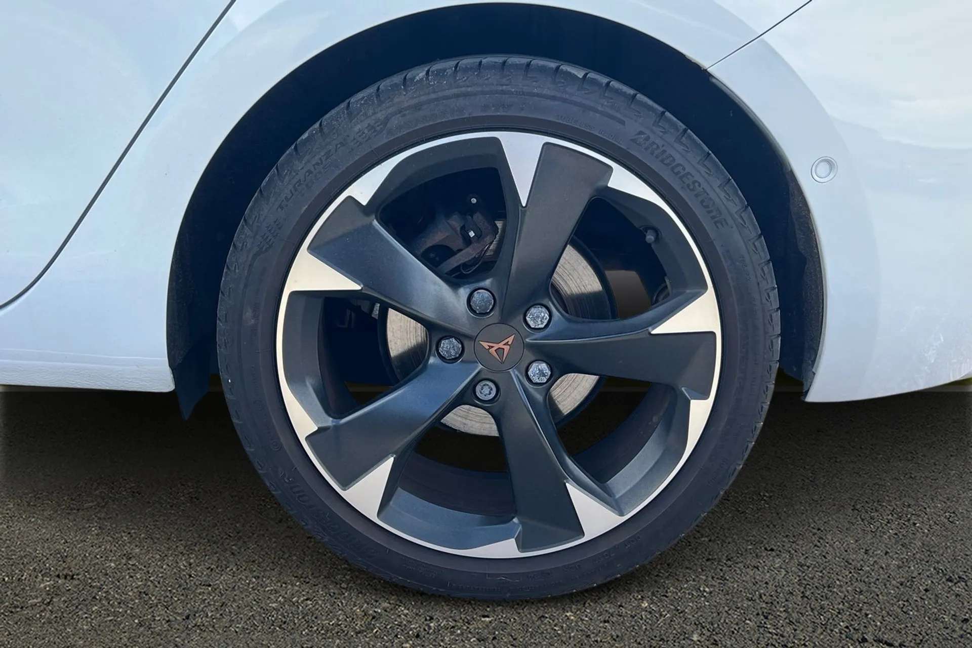 2024 CUPRA LEON 2024 CUPRA LEON