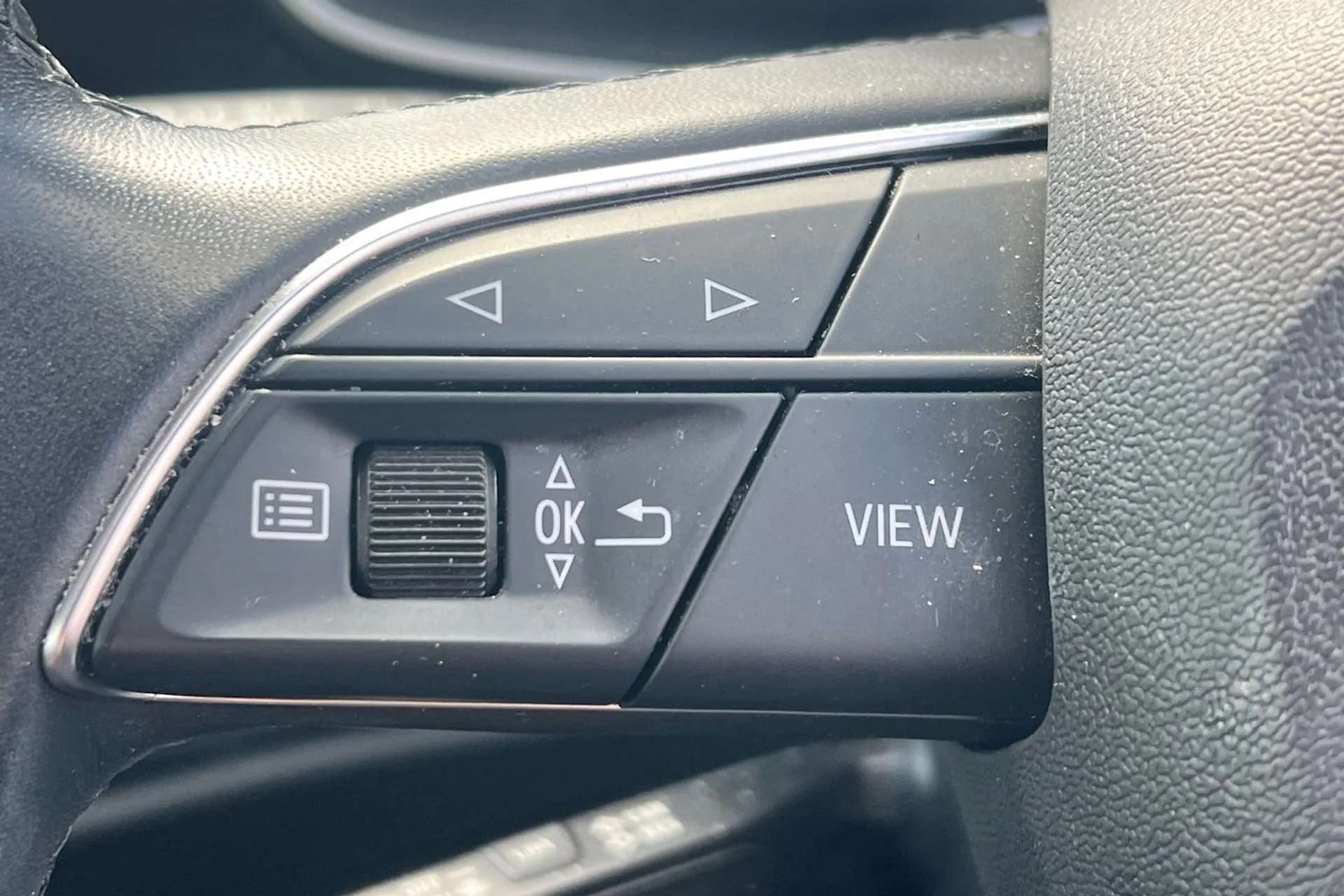 2022 AUDI Q3 2022 AUDI Q3