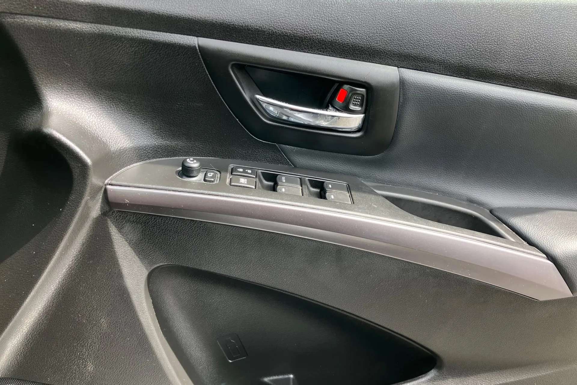2024 SUZUKI S-CROSS 2024 SUZUKI S-CROSS