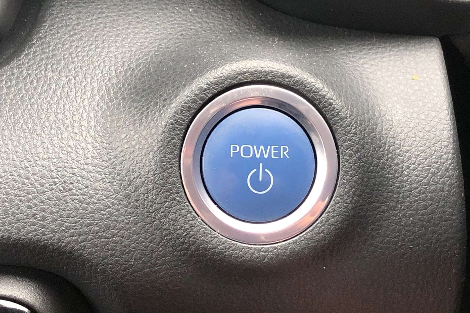 2023 MAZDA 2 HYBRID 2023 MAZDA 2 HYBRID