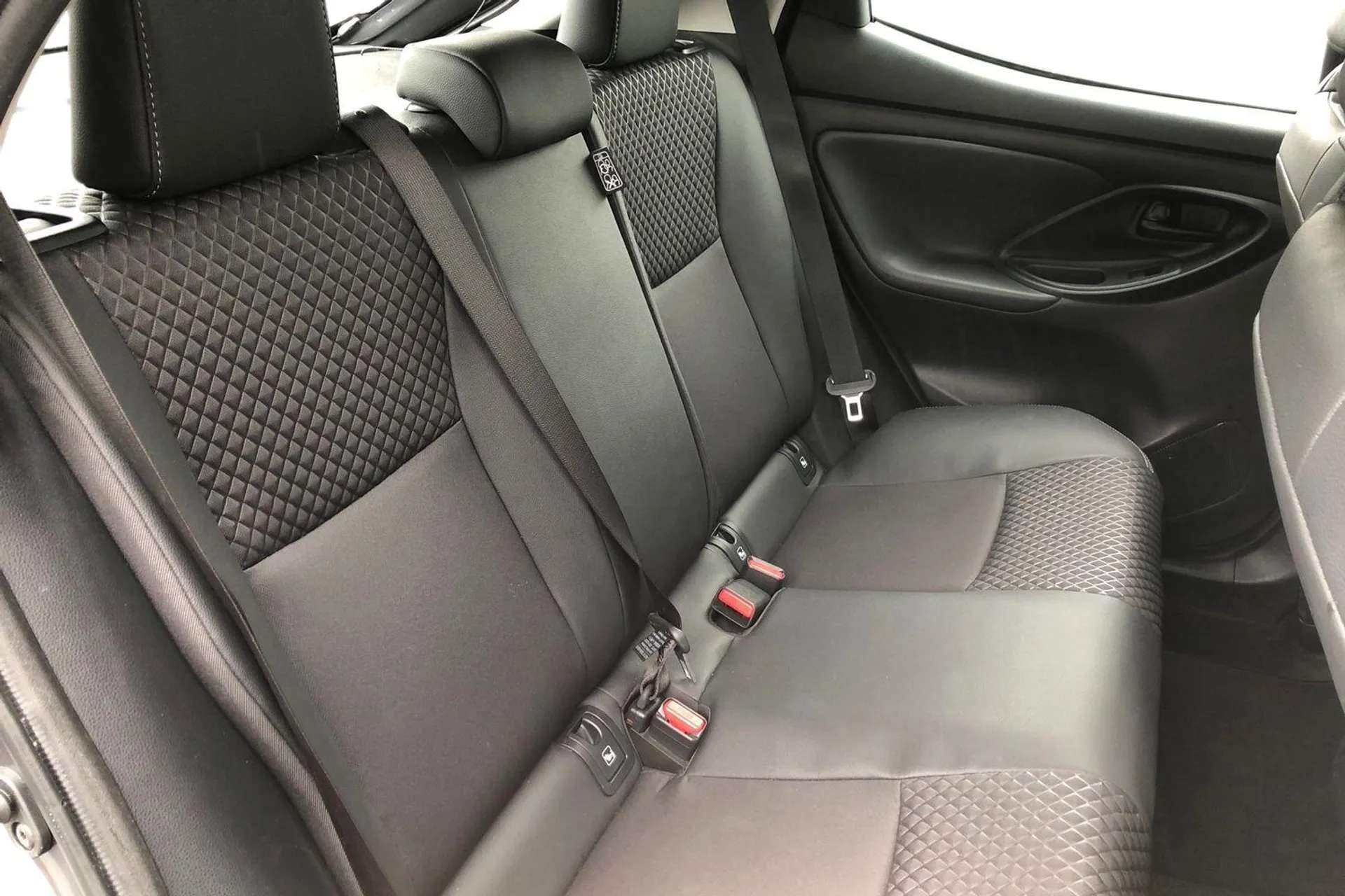 2023 MAZDA 2 HYBRID 2023 MAZDA 2 HYBRID