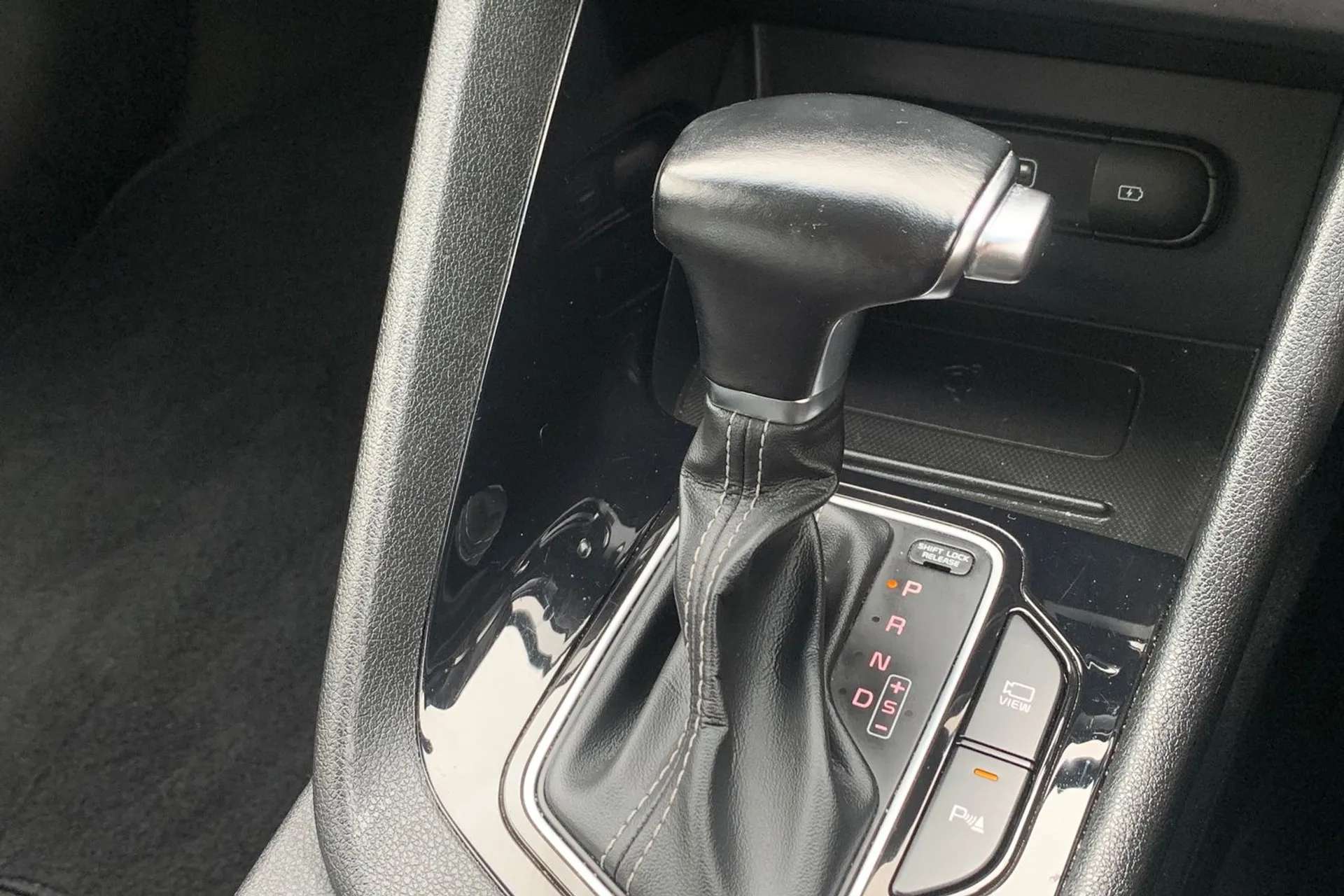 2020 KIA NIRO 2020 KIA NIRO