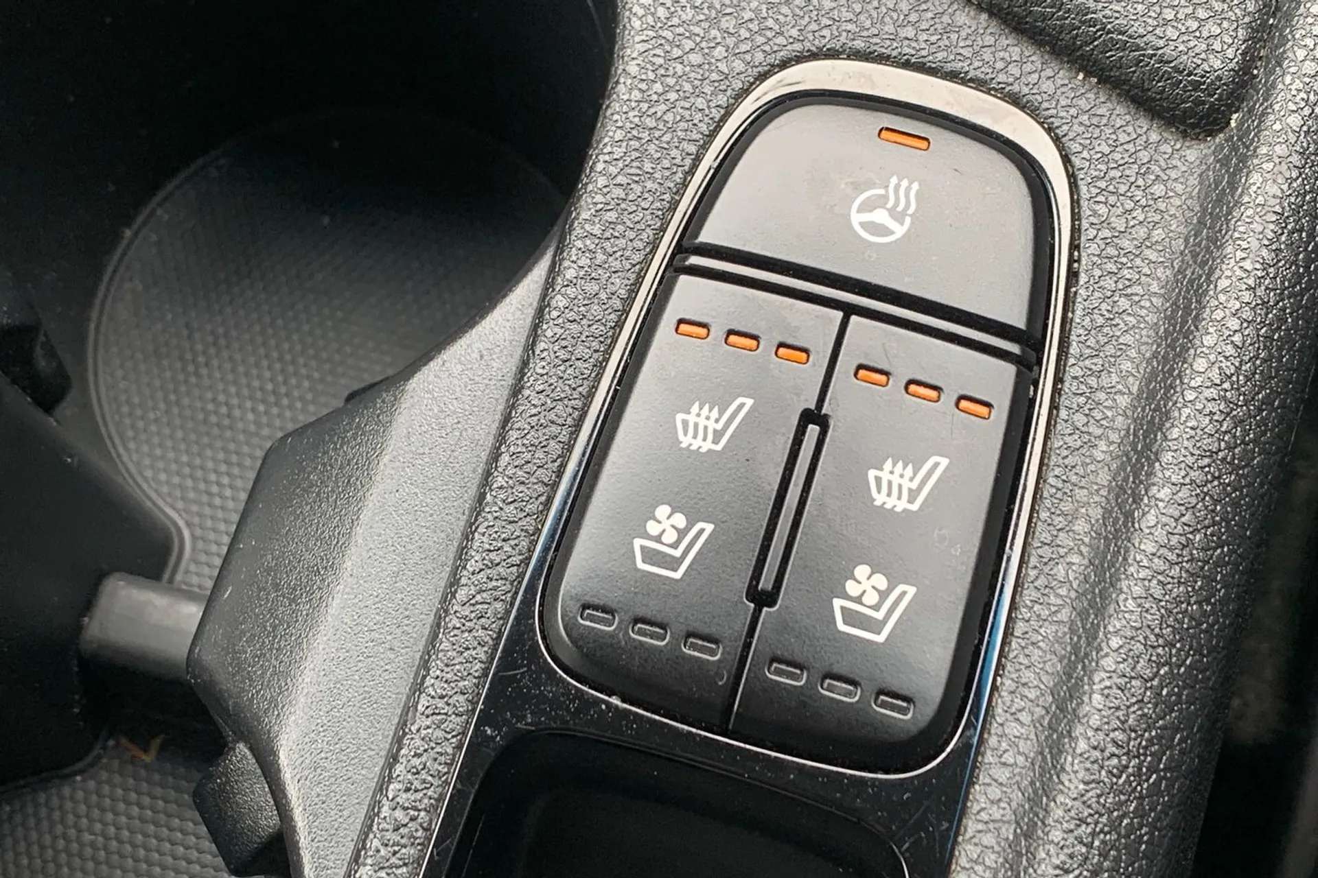 2020 KIA NIRO 2020 KIA NIRO