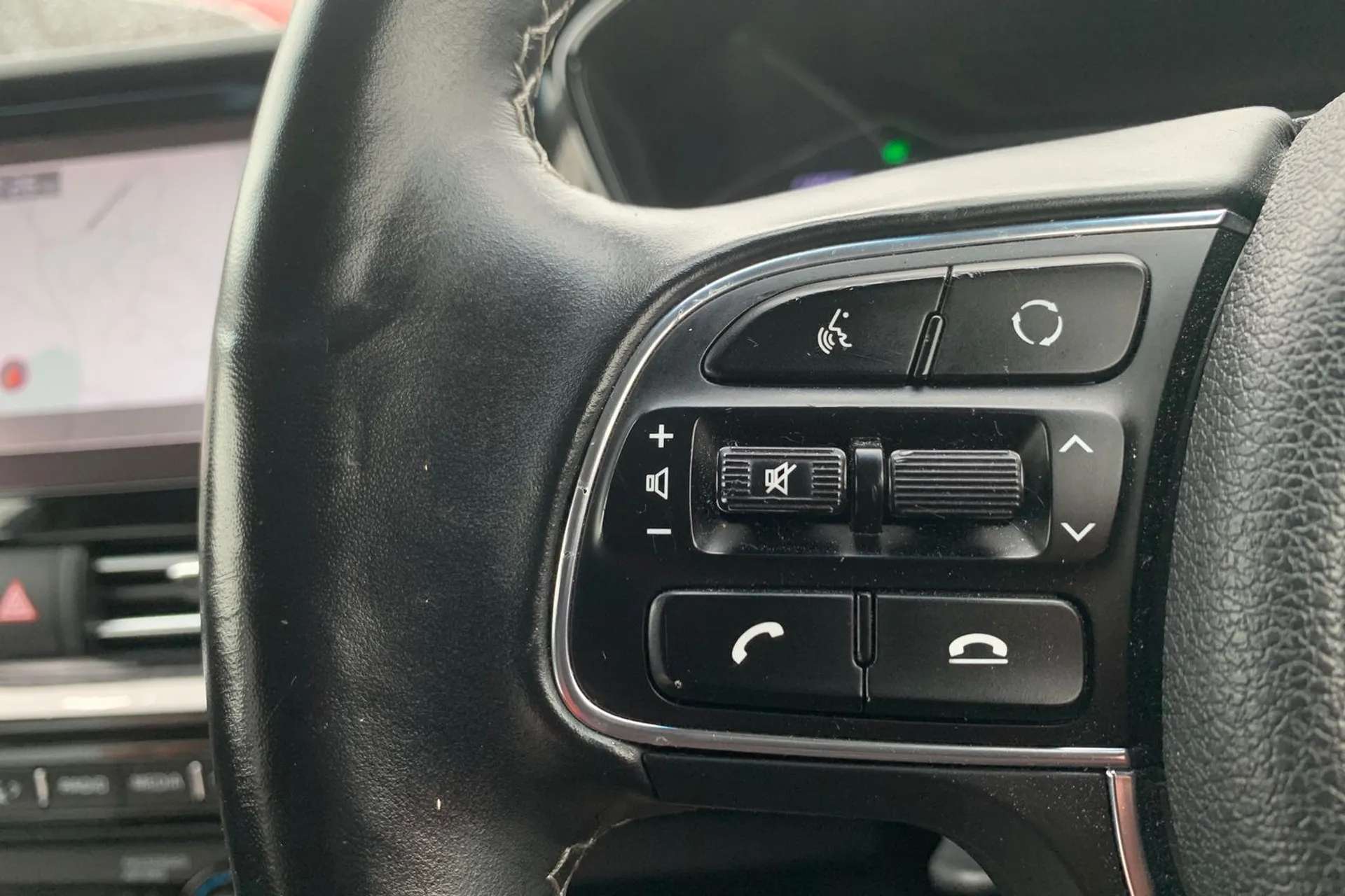 2020 KIA NIRO 2020 KIA NIRO