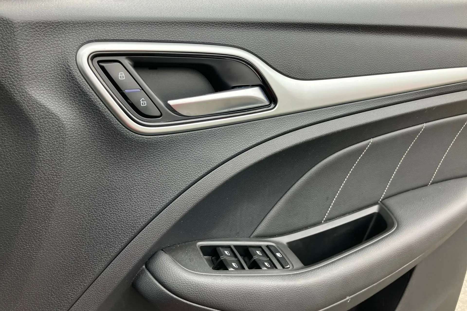 2020 MG MOTOR UK ZS 2020 MG MOTOR UK ZS