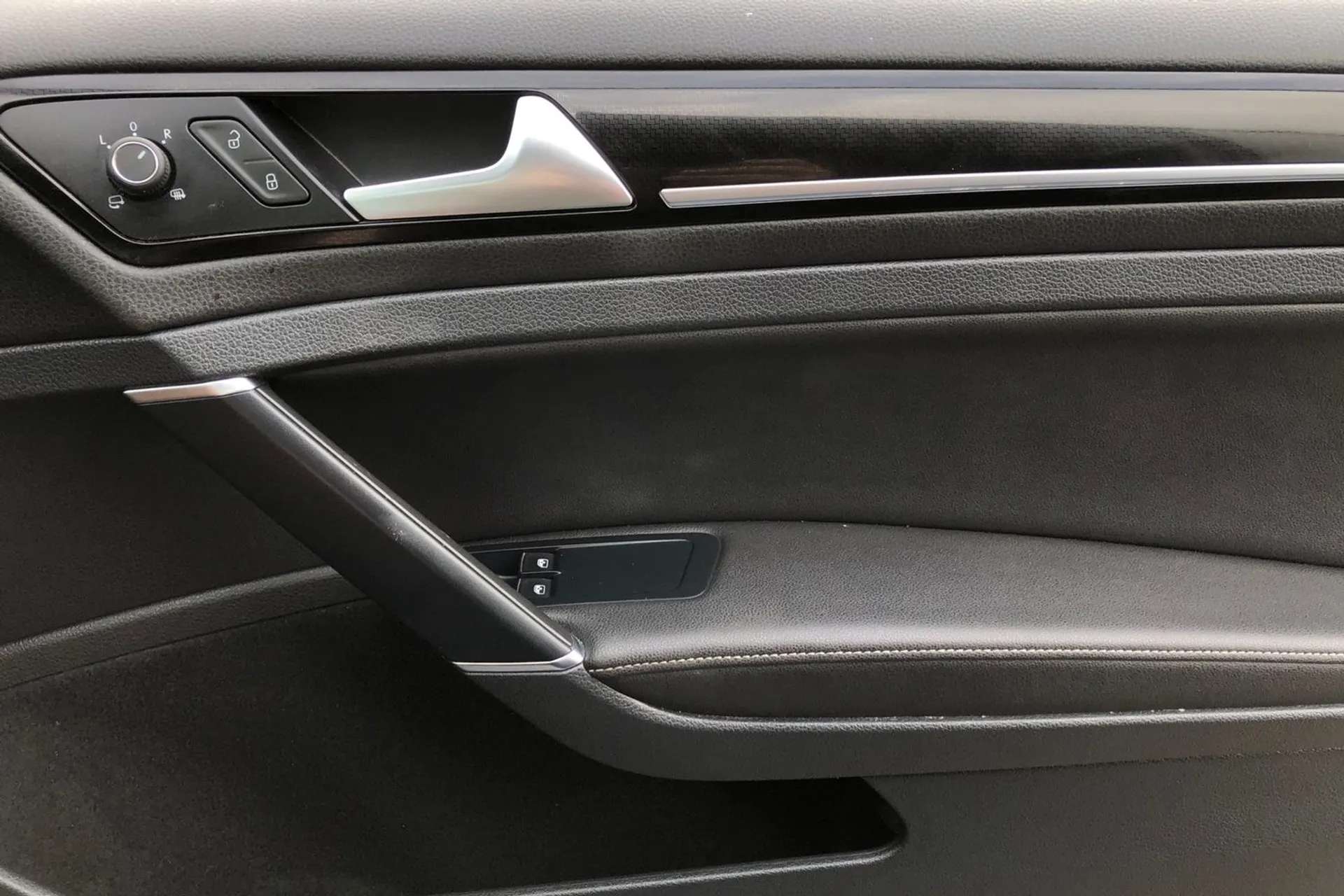 2019 VOLKSWAGEN GOLF 2019 VOLKSWAGEN GOLF