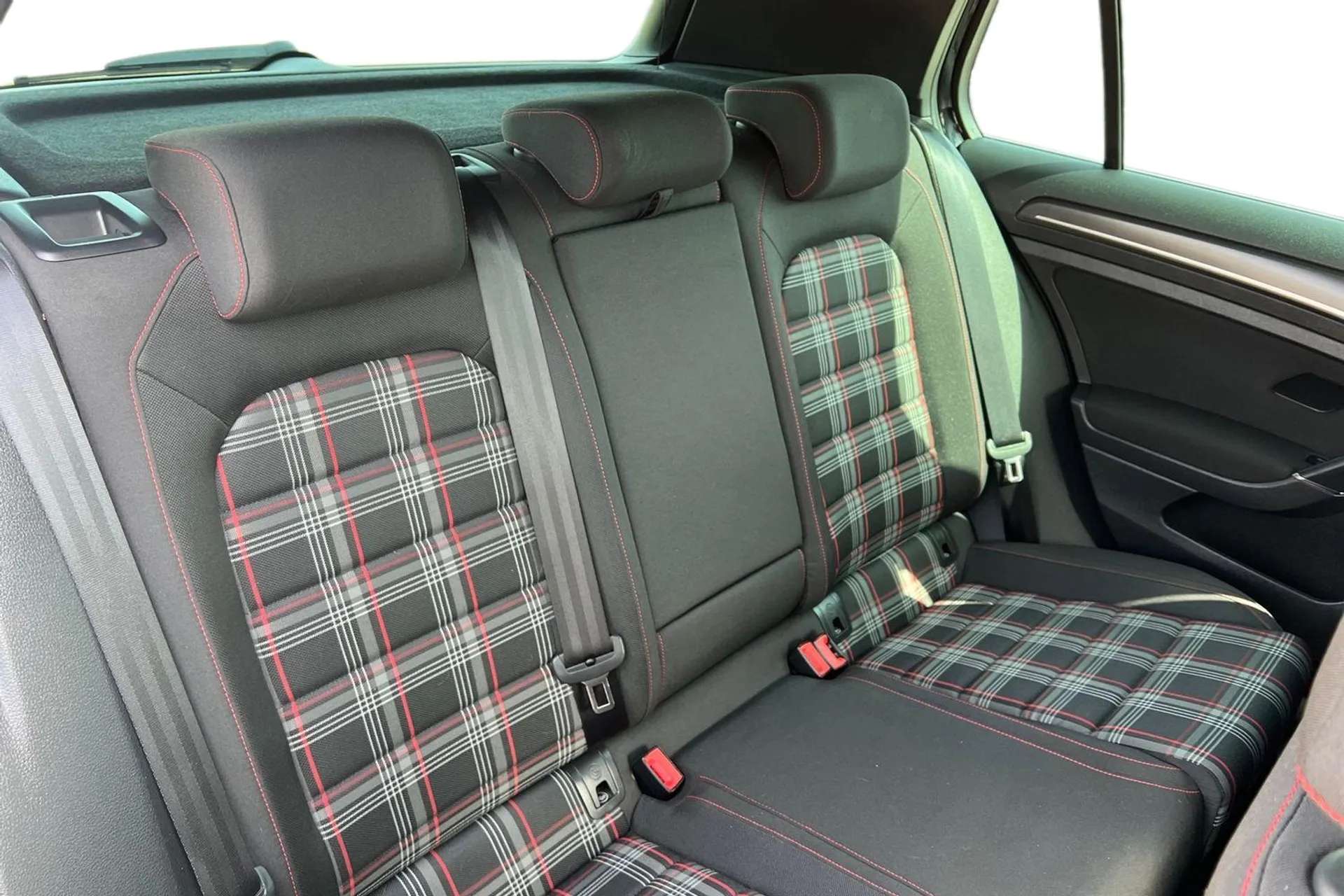 2019 VOLKSWAGEN GOLF 2019 VOLKSWAGEN GOLF