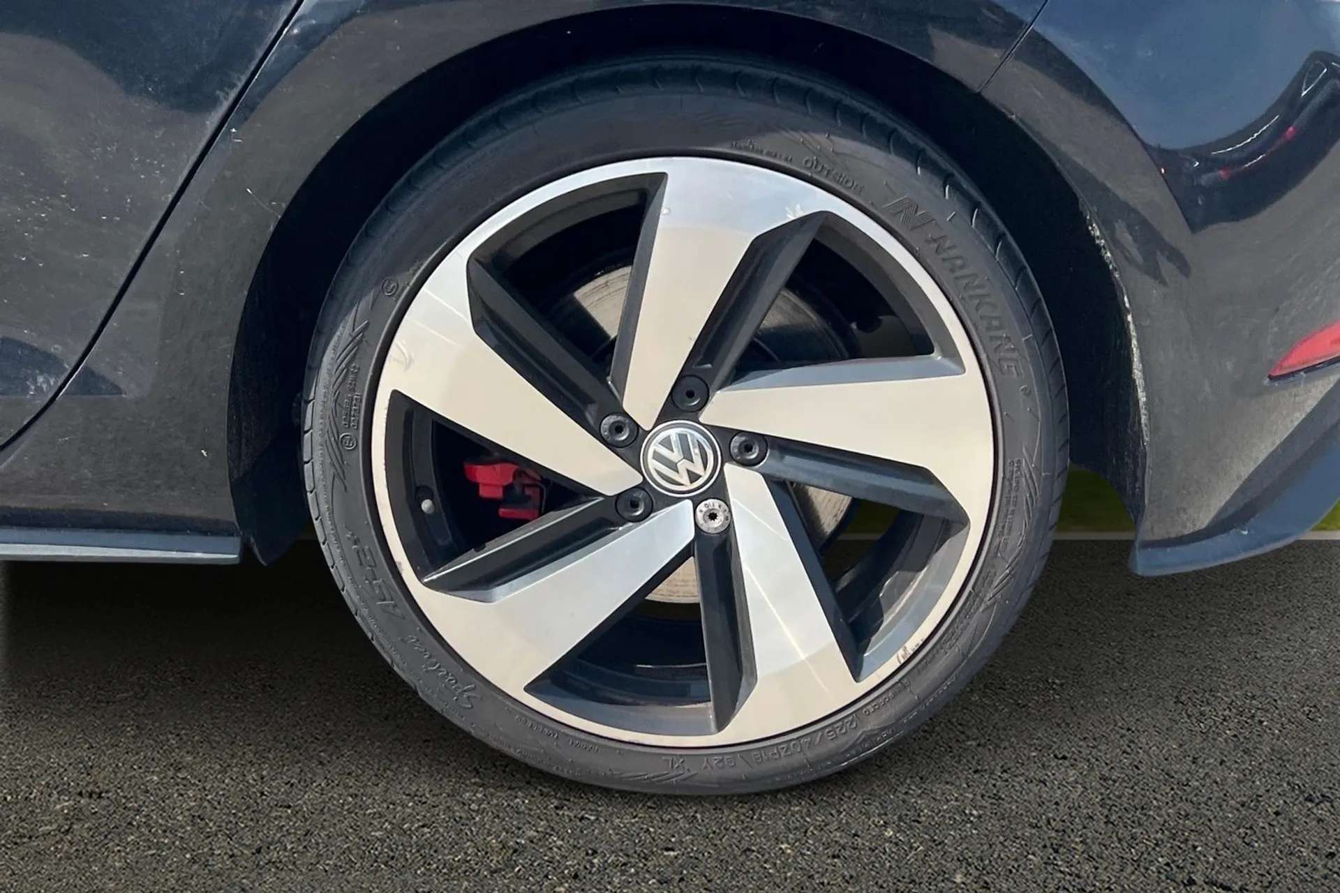 2019 VOLKSWAGEN GOLF 2019 VOLKSWAGEN GOLF
