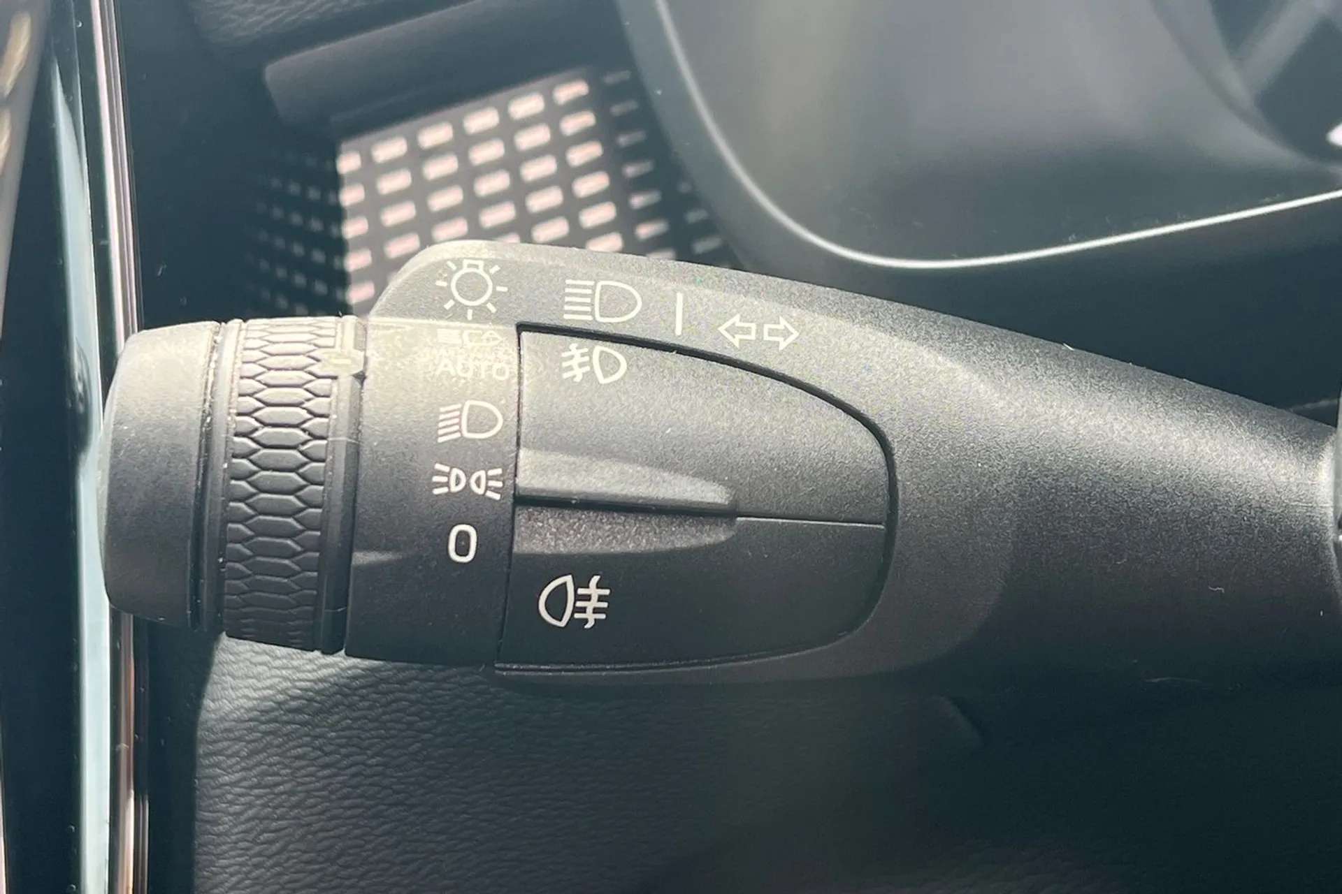 2020 VOLVO XC40 2020 VOLVO XC40