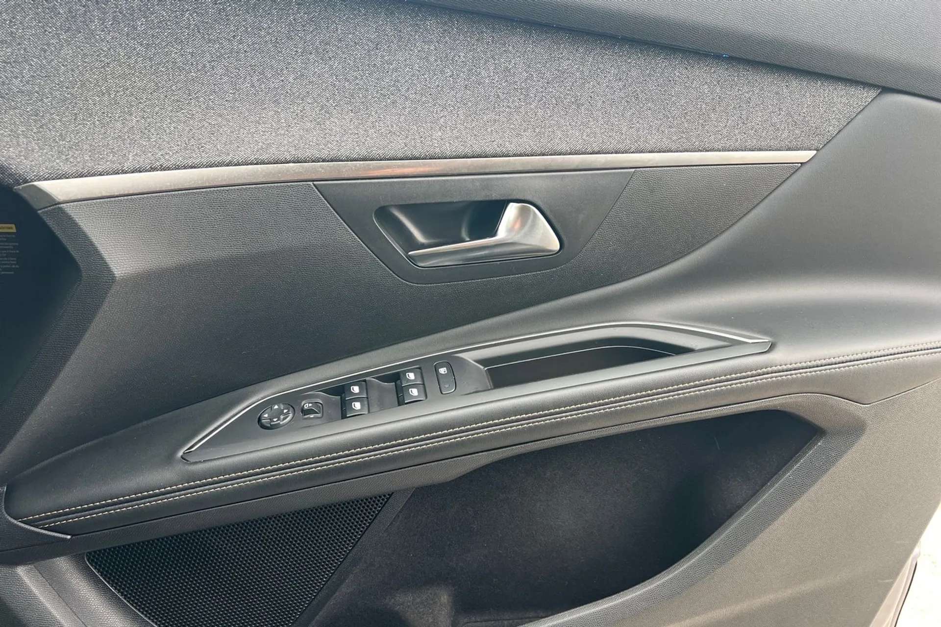 2019 PEUGEOT 5008 2019 PEUGEOT 5008