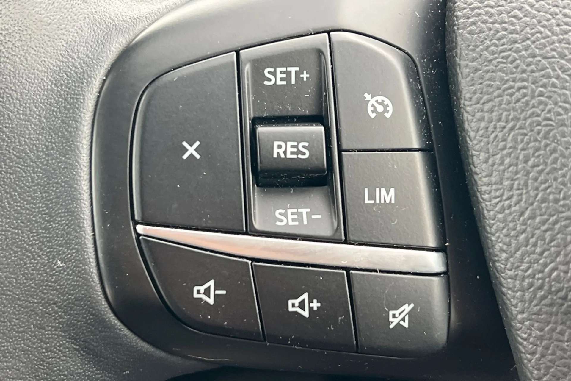 2021 FORD KUGA 2021 FORD KUGA