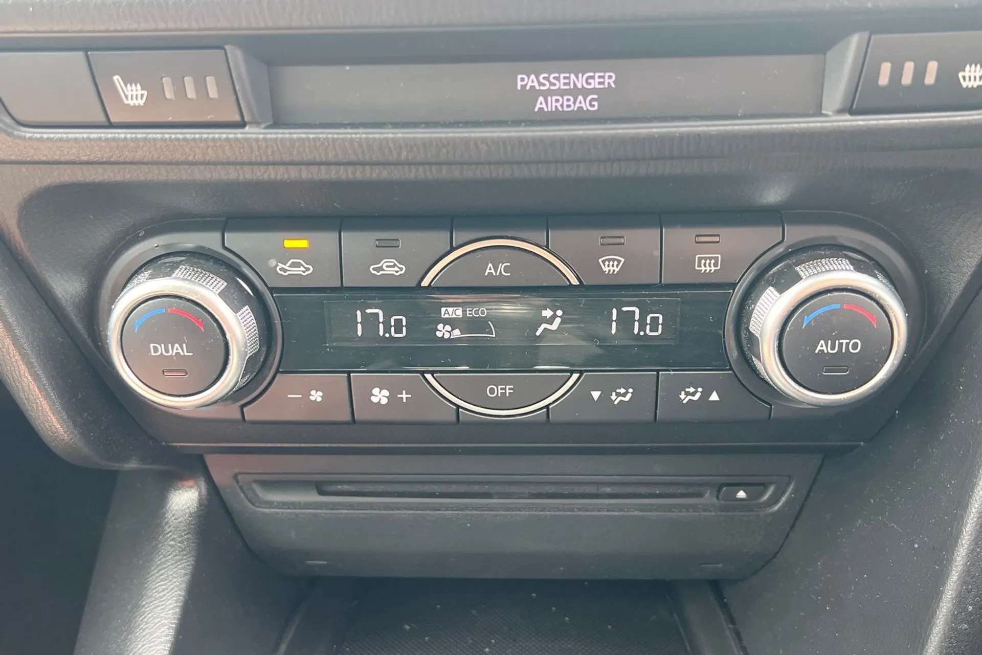 2017 MAZDA MAZDA3 2017 MAZDA MAZDA3