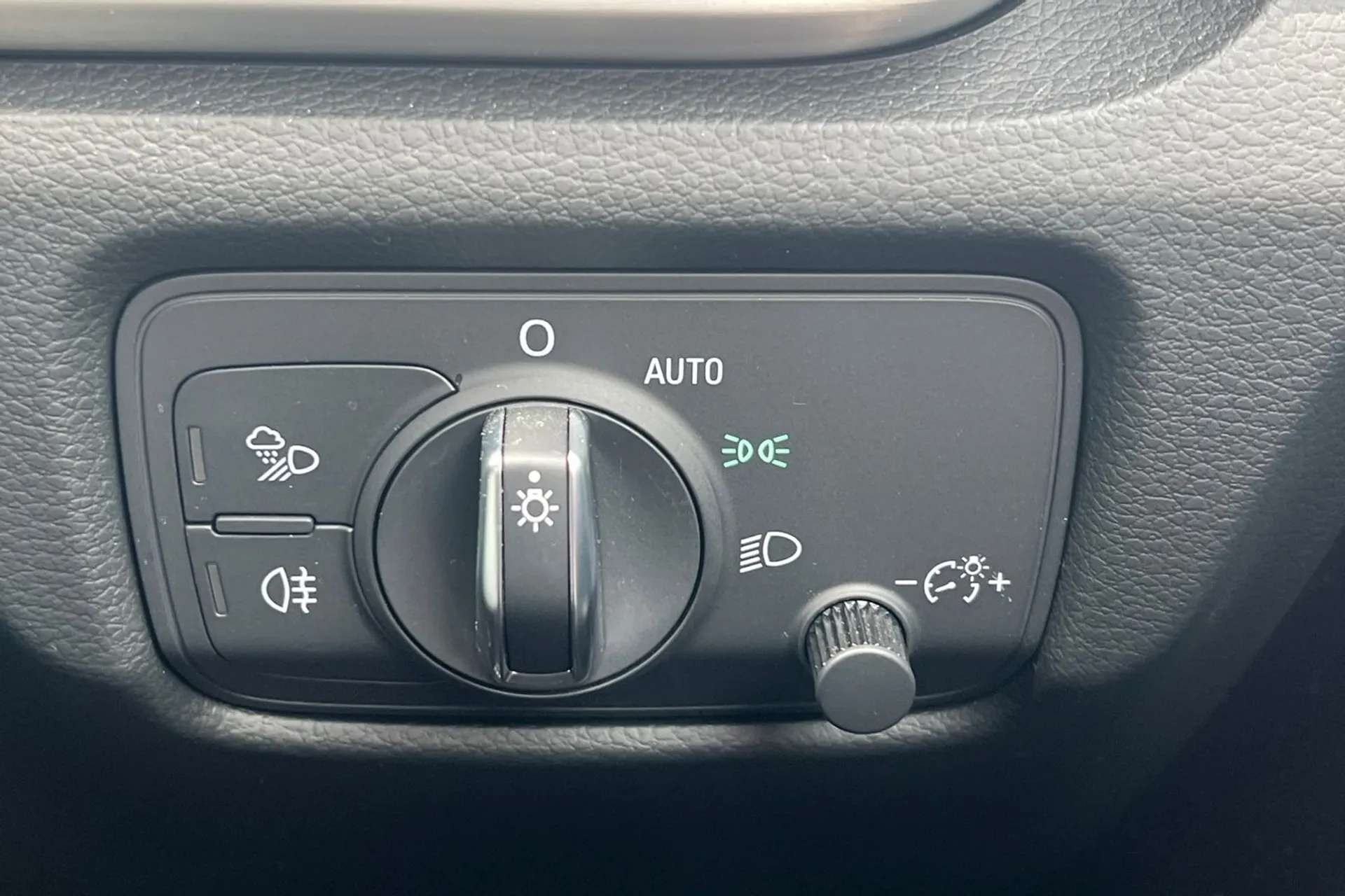 2018 AUDI A3 2018 AUDI A3