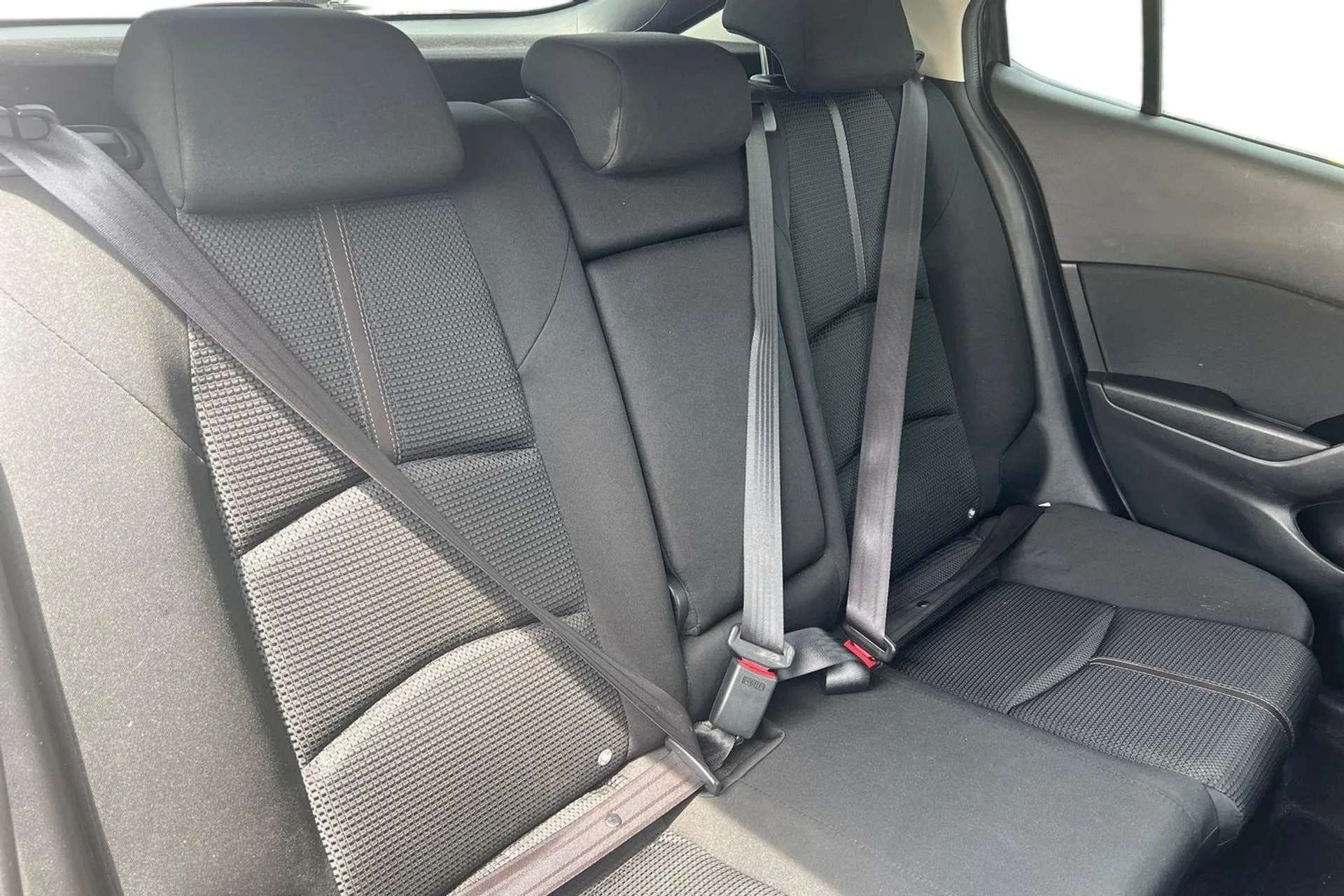 2017 MAZDA MAZDA3 2017 MAZDA MAZDA3