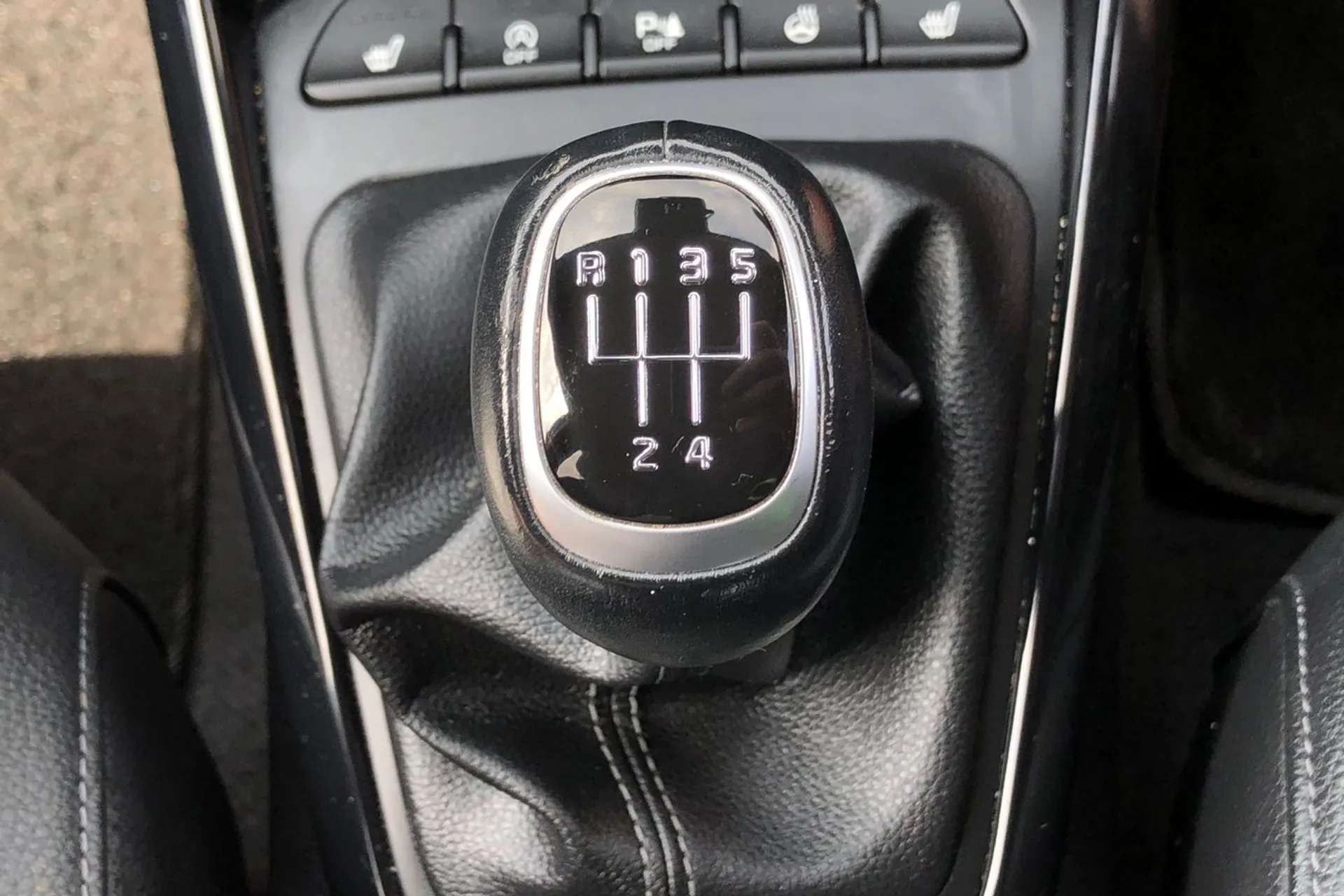 2018 KIA RIO 2018 KIA RIO