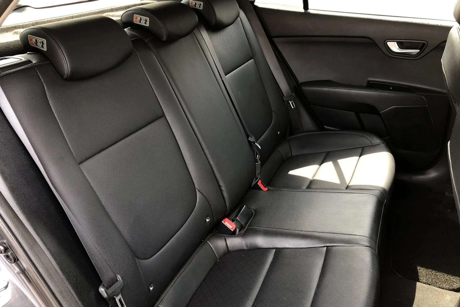 2018 KIA RIO 2018 KIA RIO