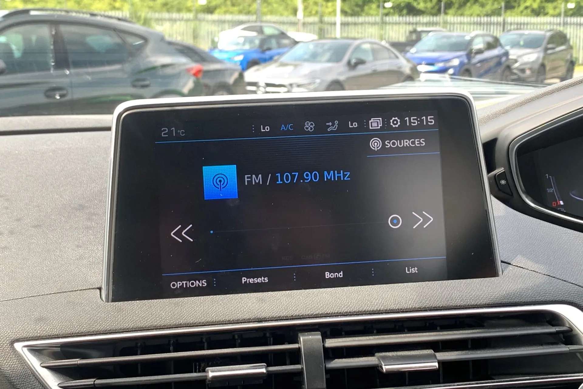 2020 PEUGEOT 5008 2020 PEUGEOT 5008
