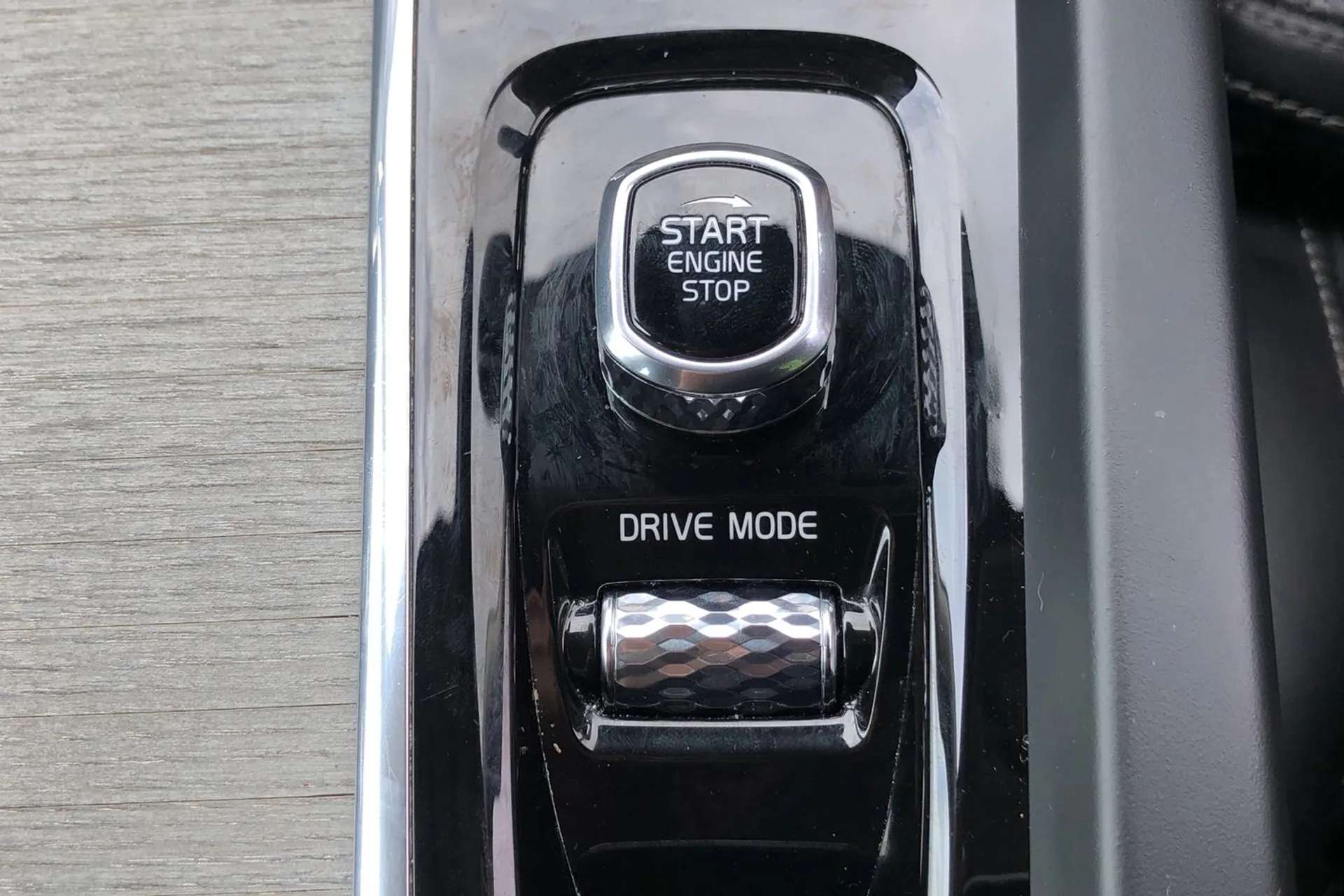 2020 VOLVO S60 2020 VOLVO S60