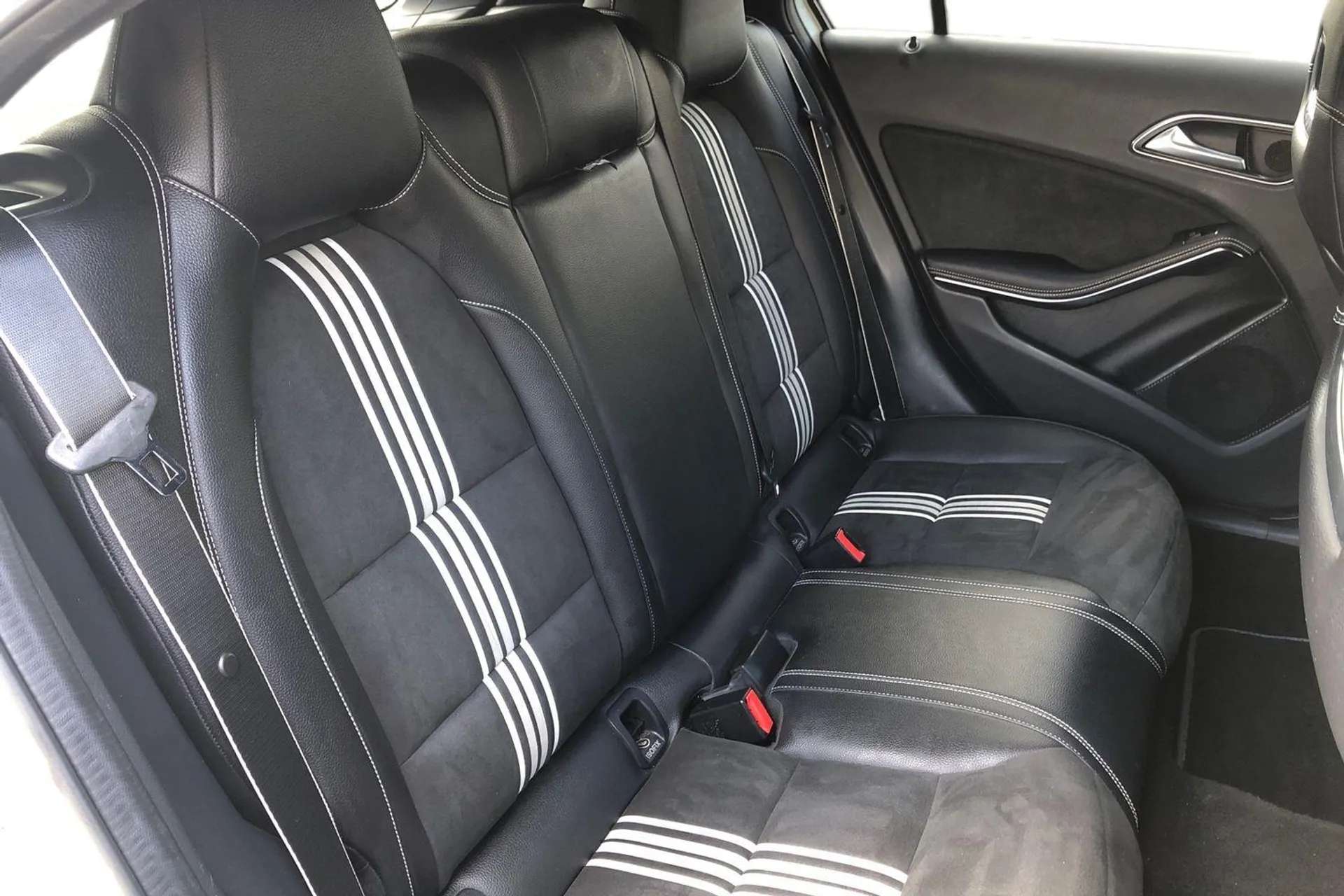 2017 MERCEDES-BENZ A CLASS 2017 MERCEDES-BENZ A CLASS