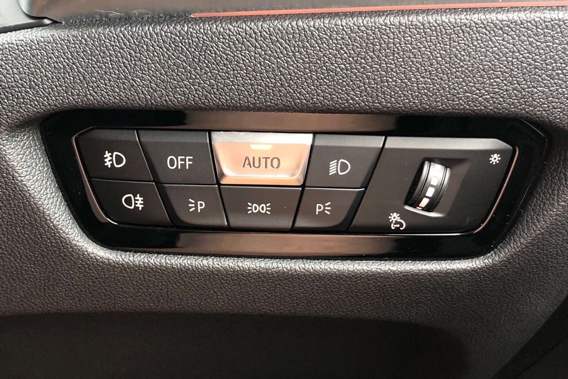 2019 BMW 3 SERIES 2019 BMW 3 SERIES
