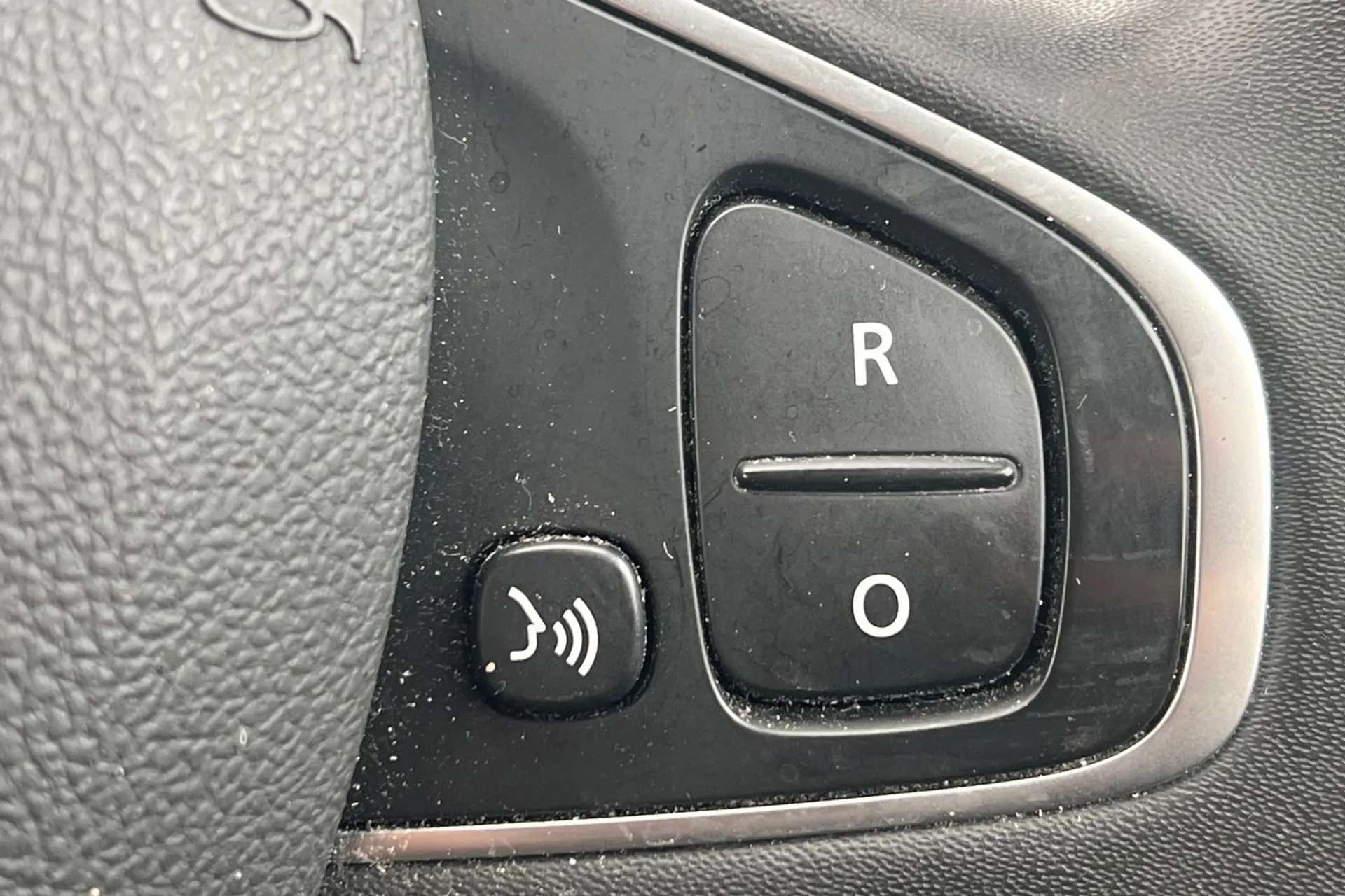 2019 RENAULT CLIO 2019 RENAULT CLIO