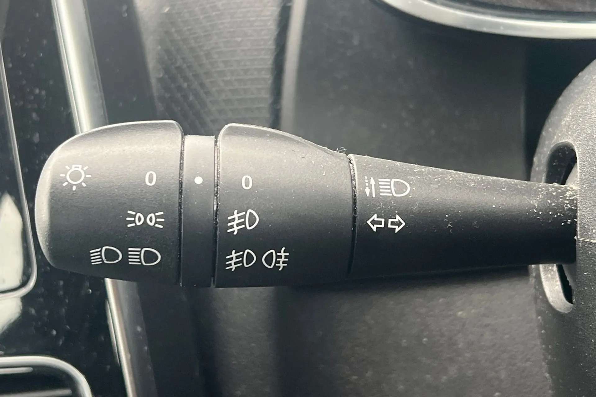 2019 RENAULT CLIO 2019 RENAULT CLIO