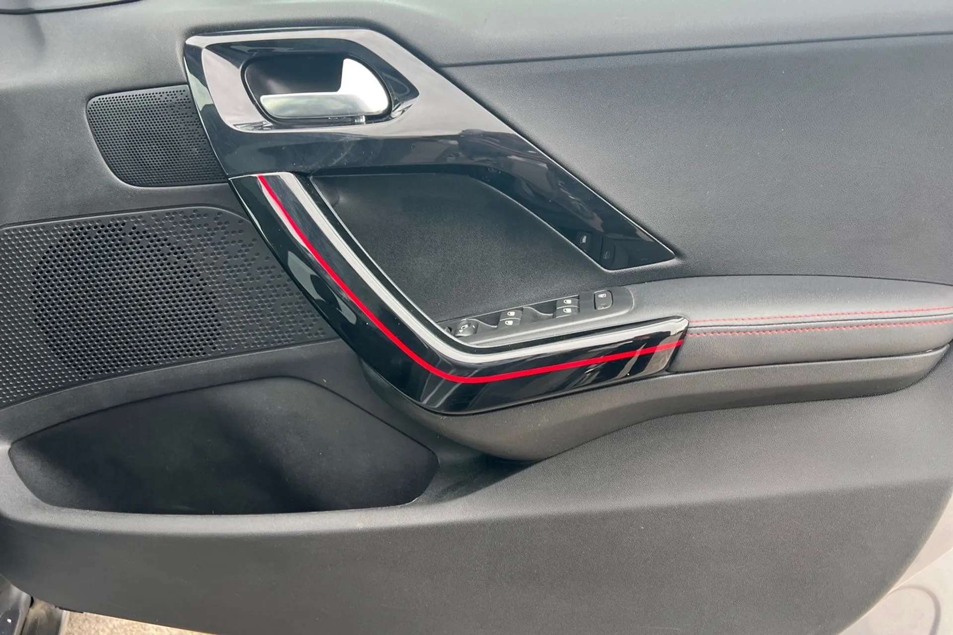 2019 PEUGEOT 2008 2019 PEUGEOT 2008
