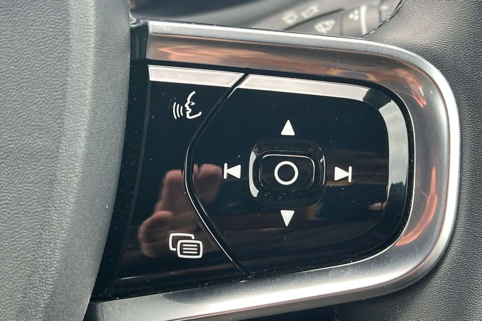 2021 POLESTAR 2 2021 POLESTAR 2