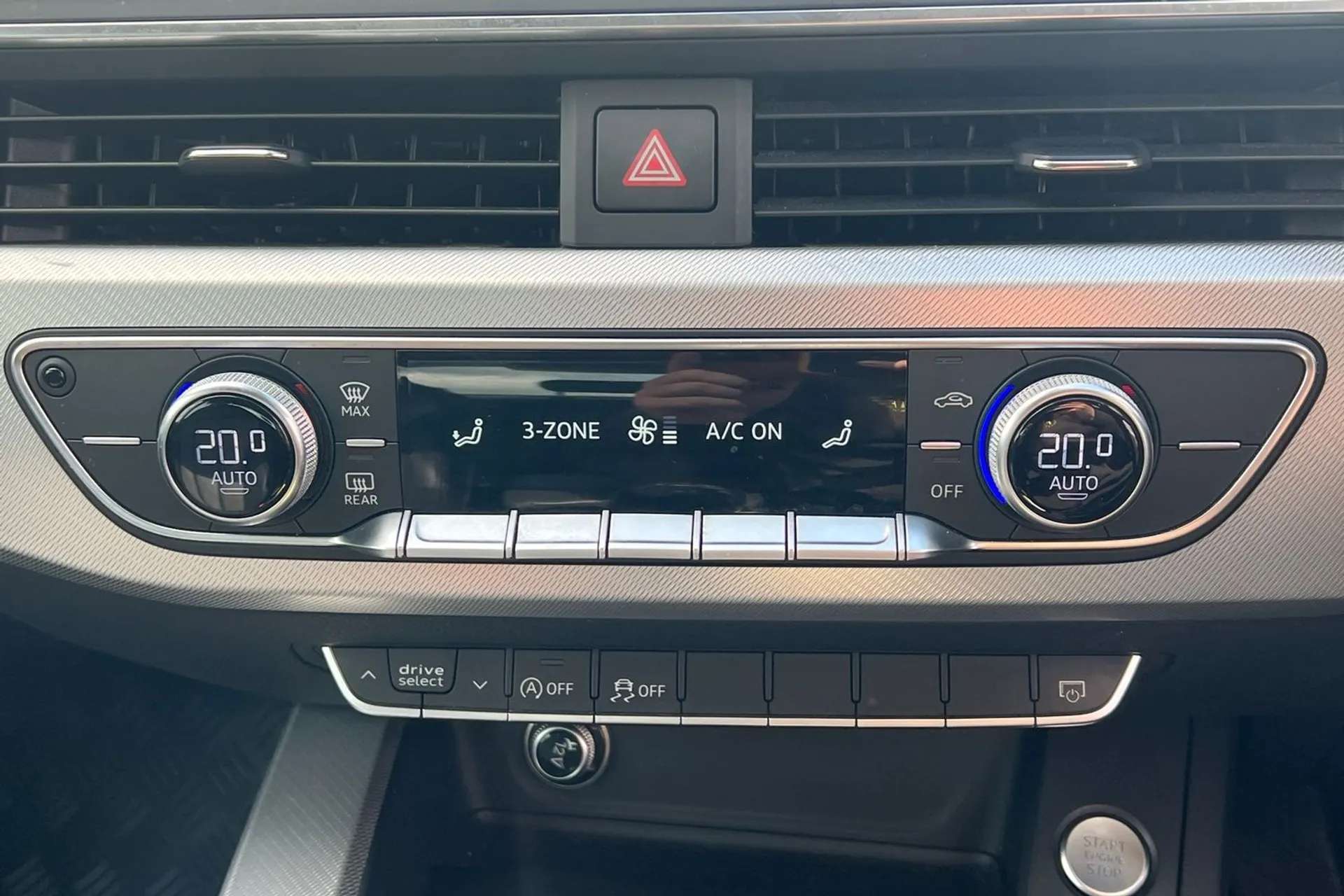 2016 AUDI A4 2016 AUDI A4
