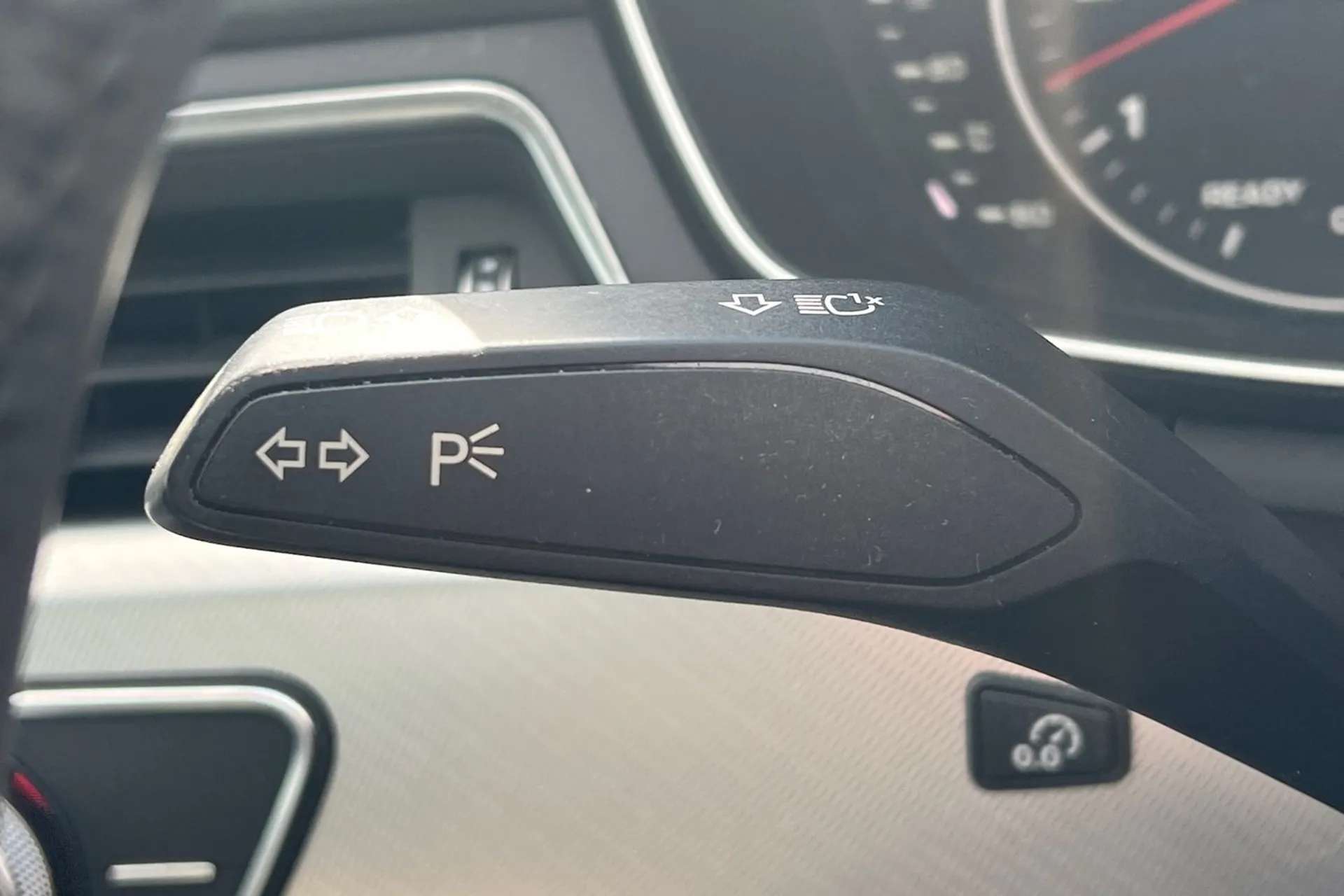 2016 AUDI A4 2016 AUDI A4