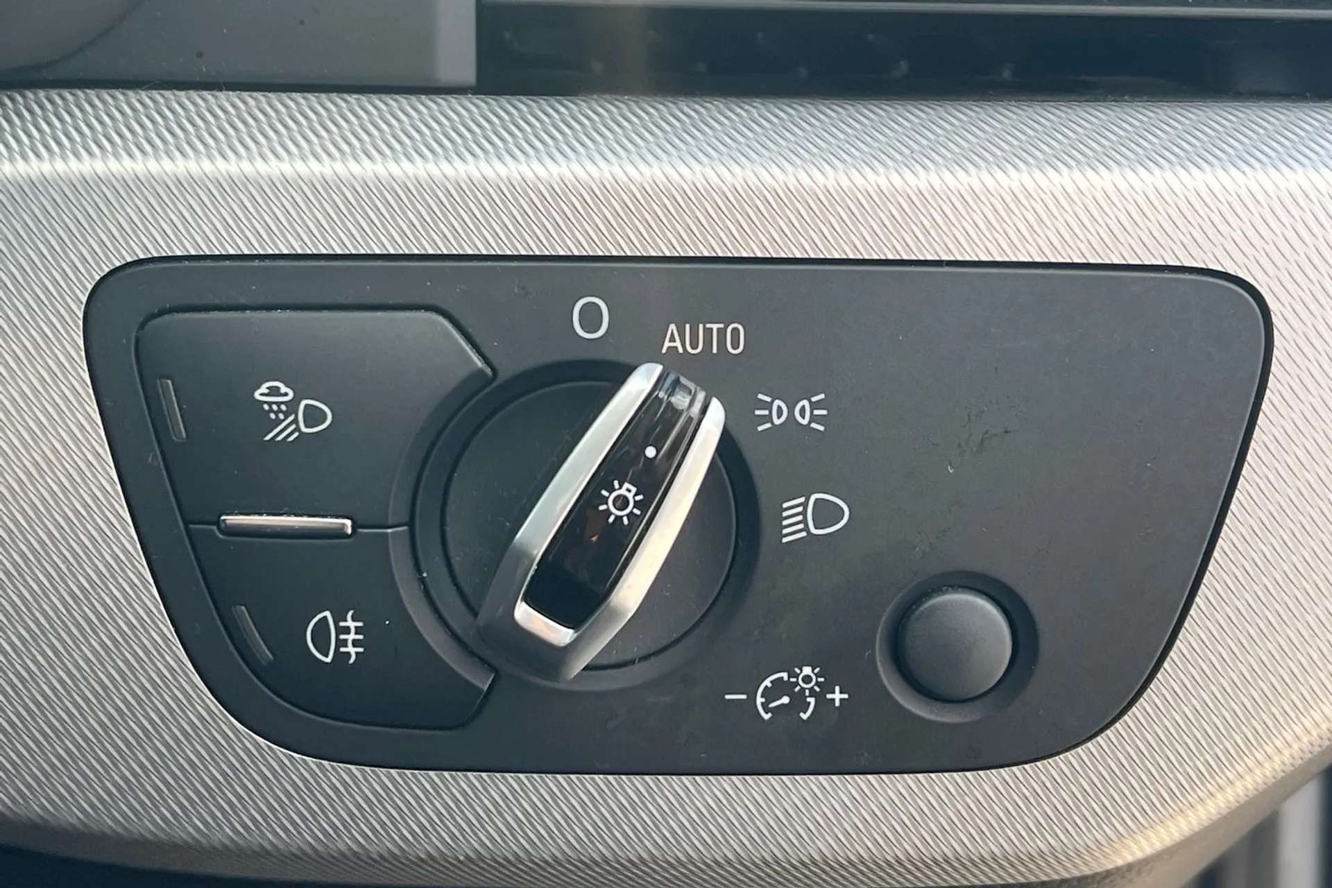 2016 AUDI A4 2016 AUDI A4