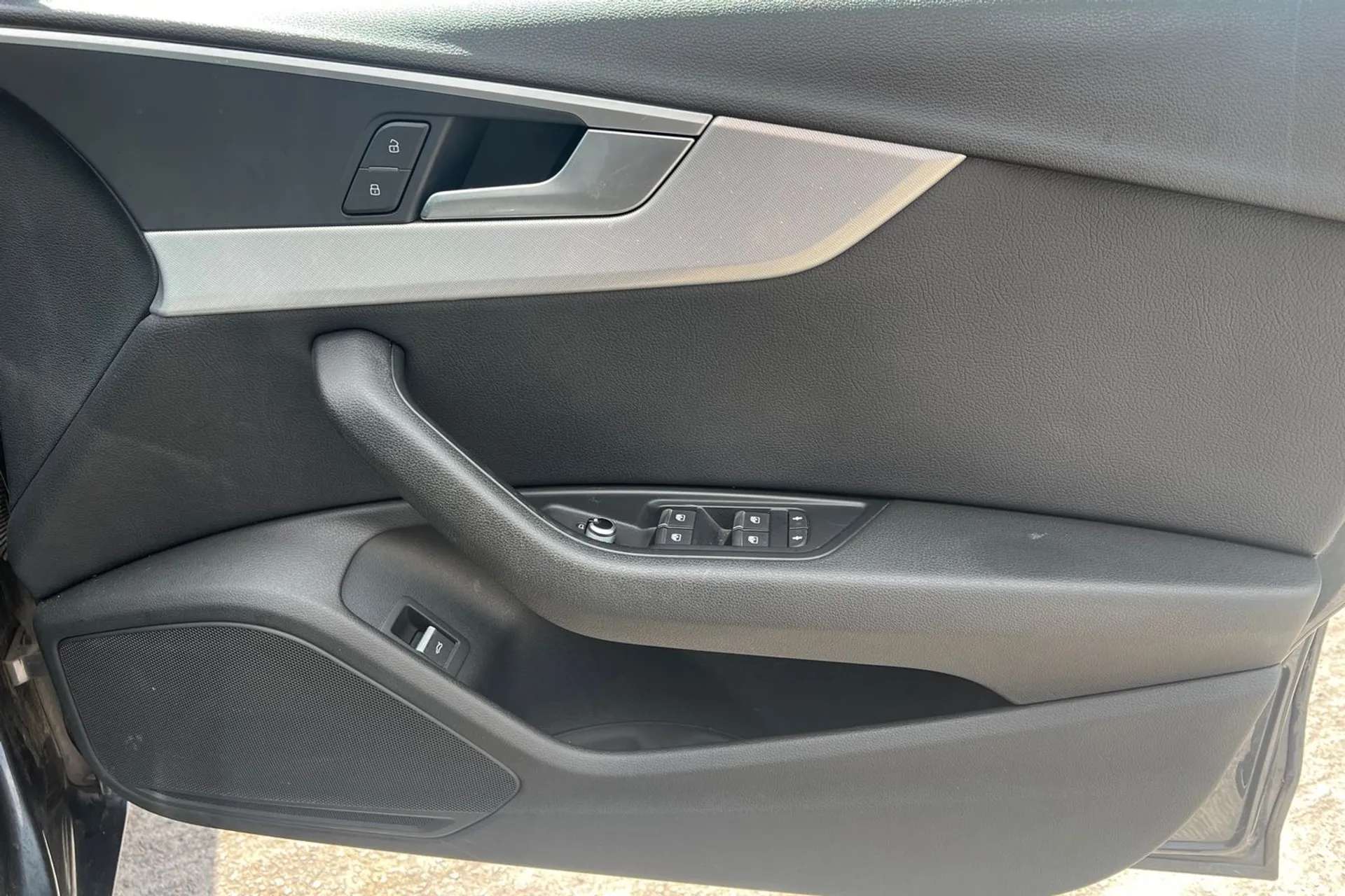 2016 AUDI A4 2016 AUDI A4
