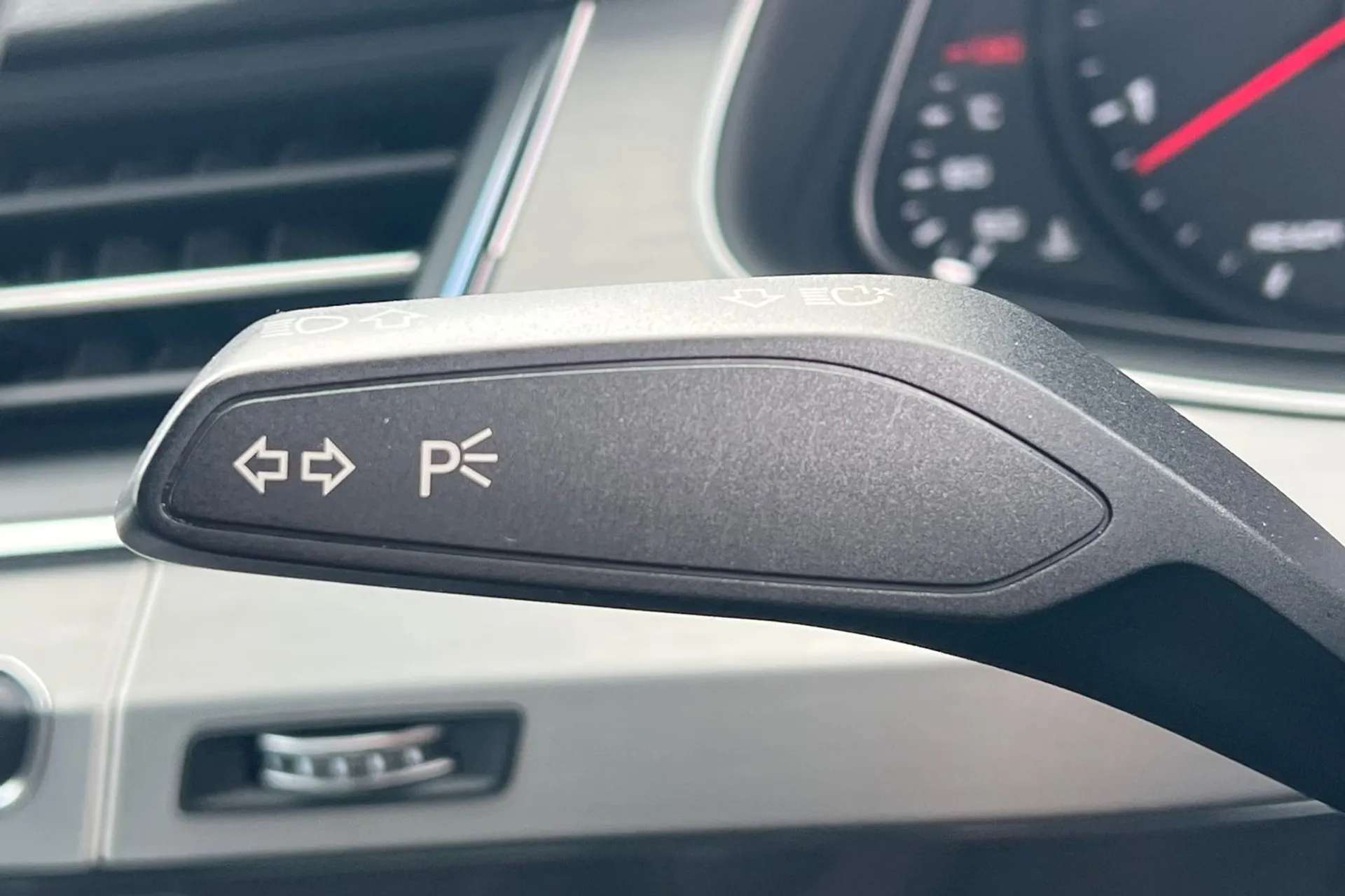 2017 AUDI Q7 2017 AUDI Q7
