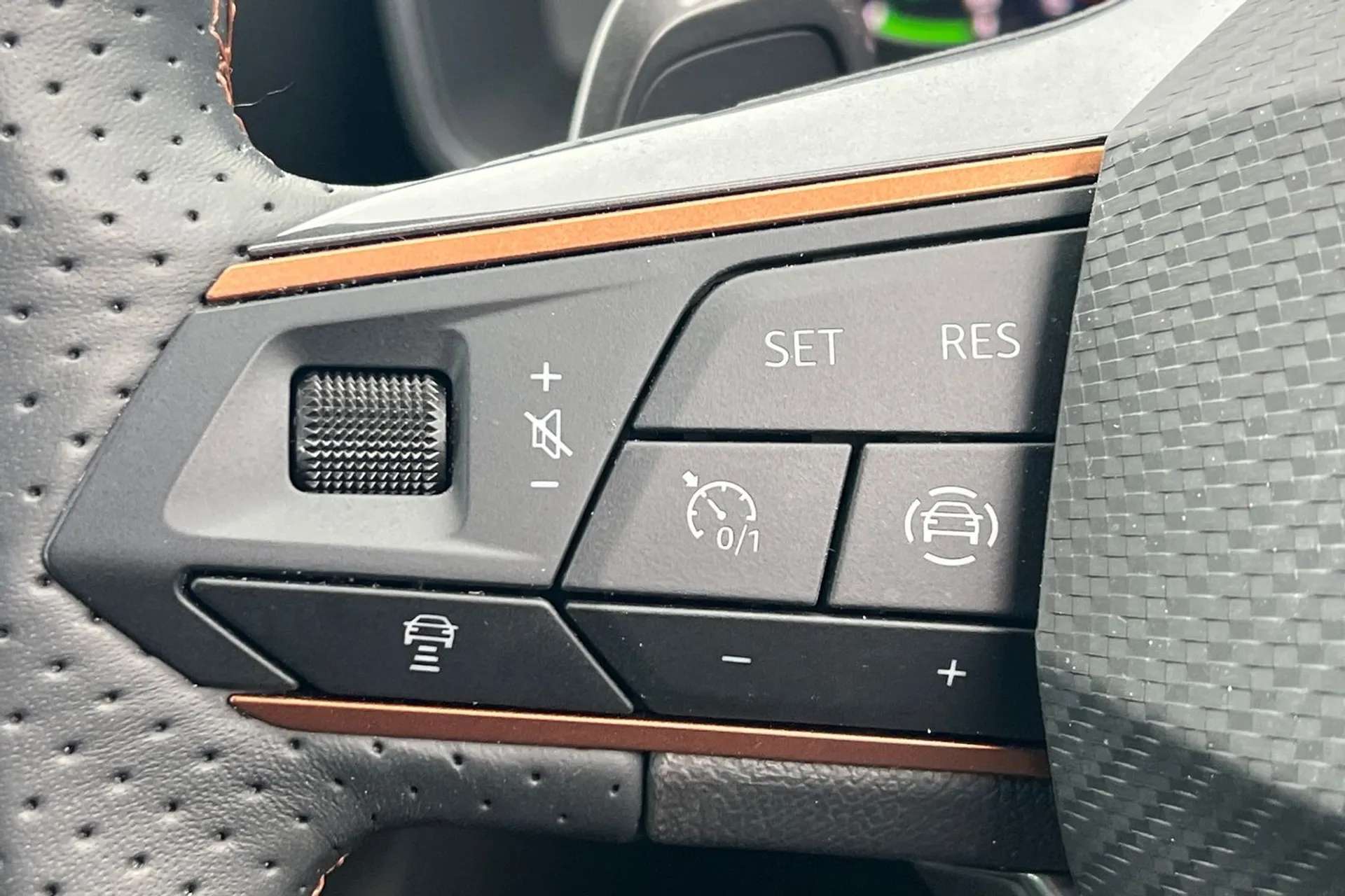 2024 CUPRA LEON 2024 CUPRA LEON