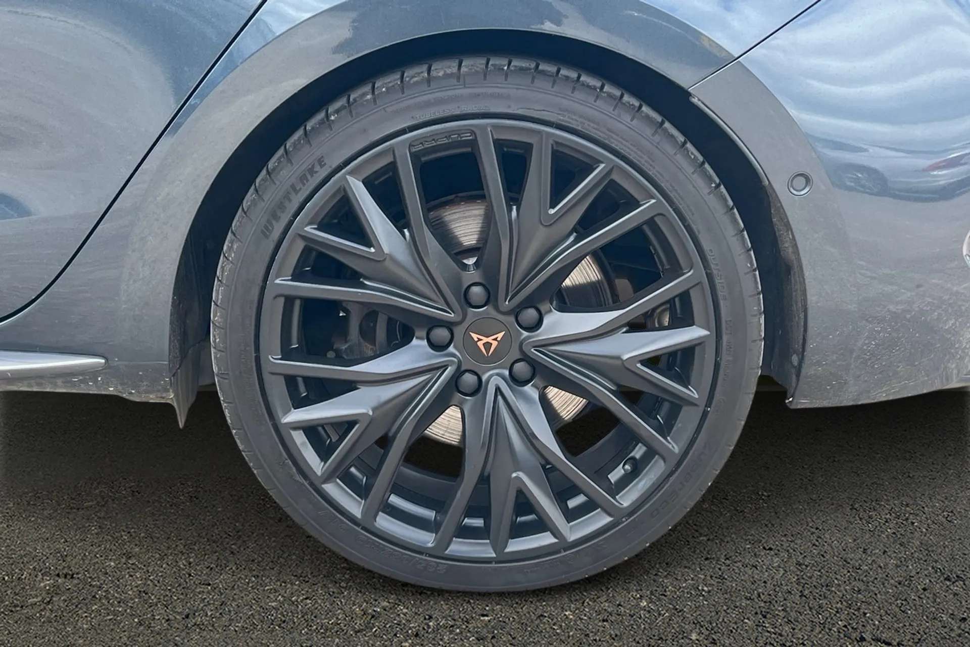 2024 CUPRA LEON 2024 CUPRA LEON