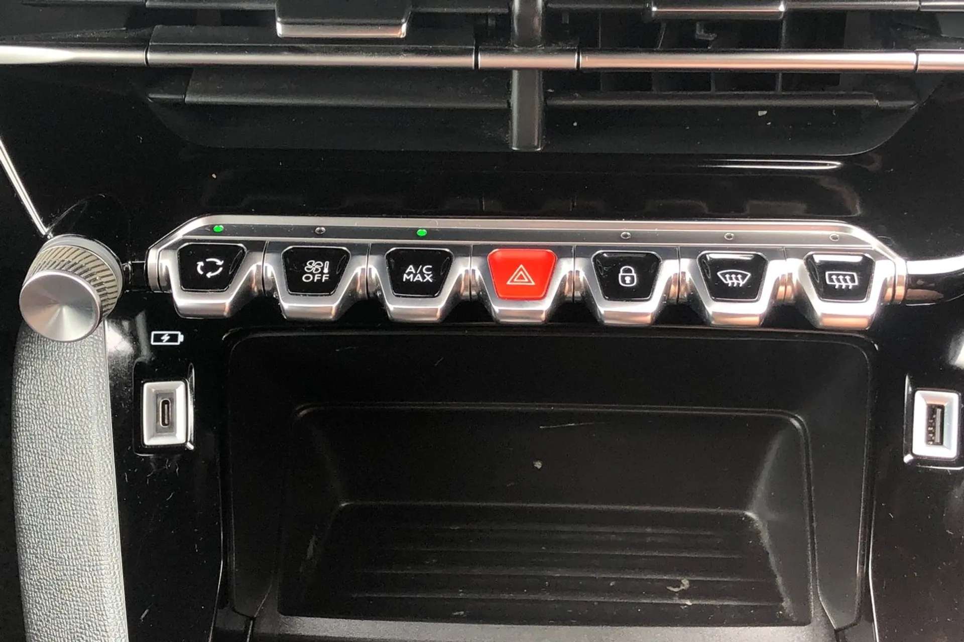 2022 PEUGEOT 2008 2022 PEUGEOT 2008
