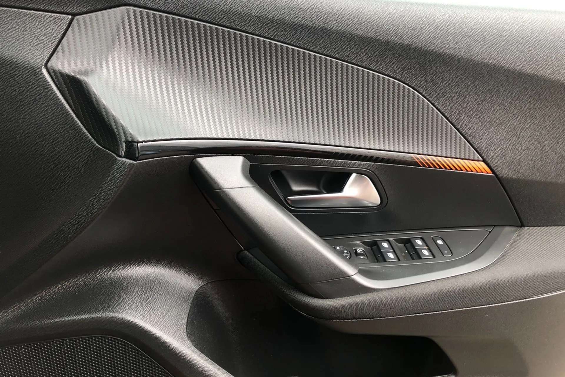 2022 PEUGEOT 2008 2022 PEUGEOT 2008