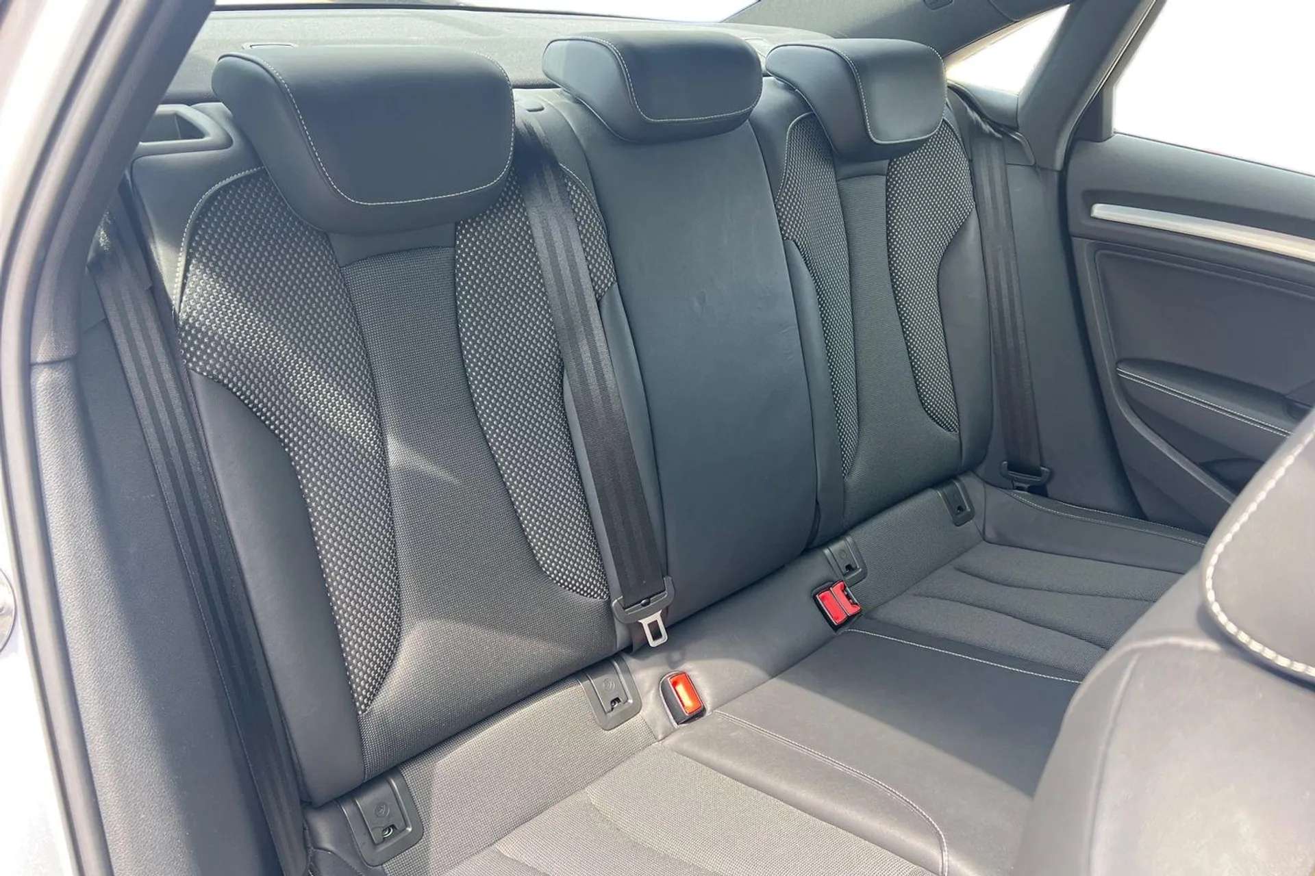 2016 AUDI A3 2016 AUDI A3