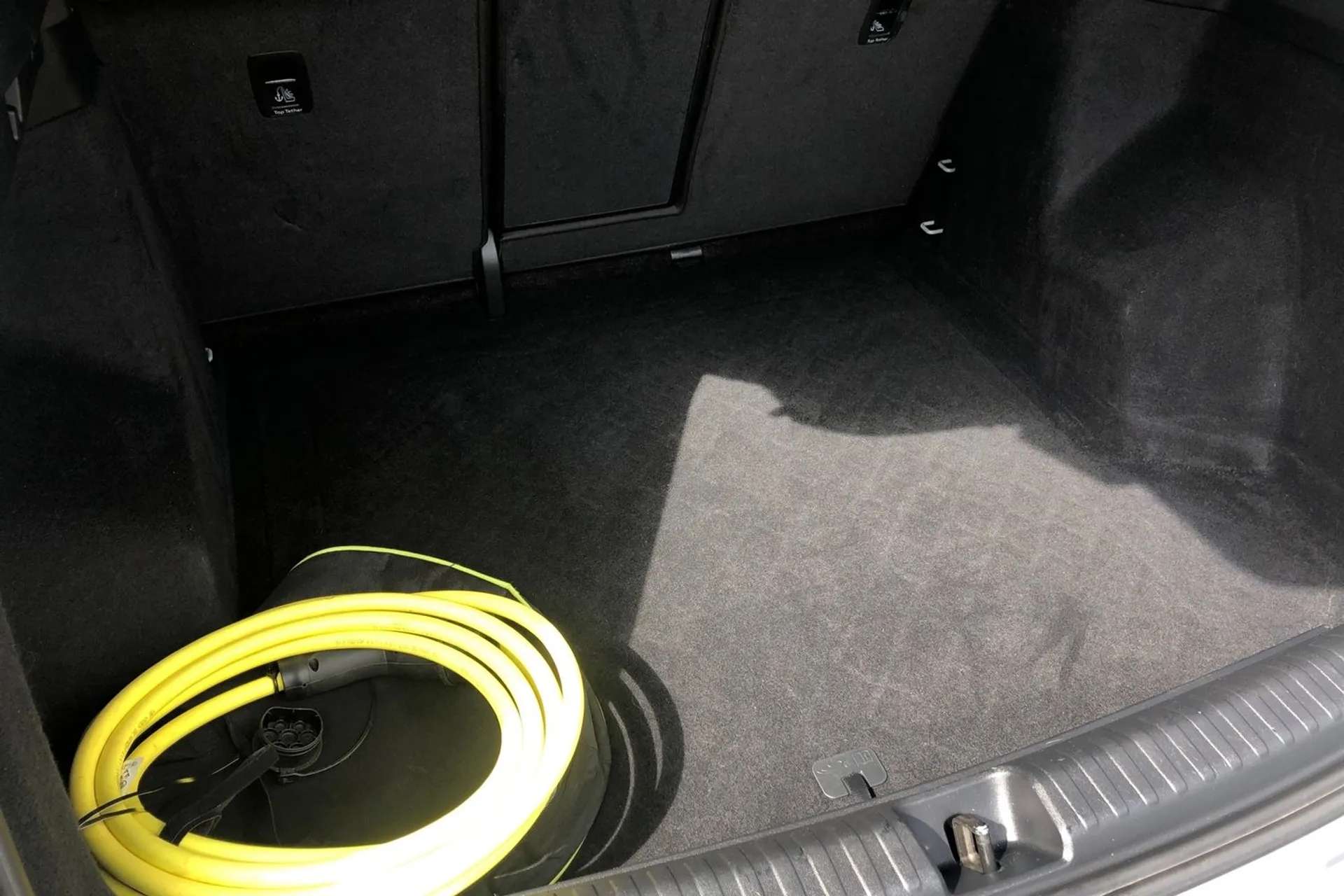 2023 AUDI Q4 2023 AUDI Q4